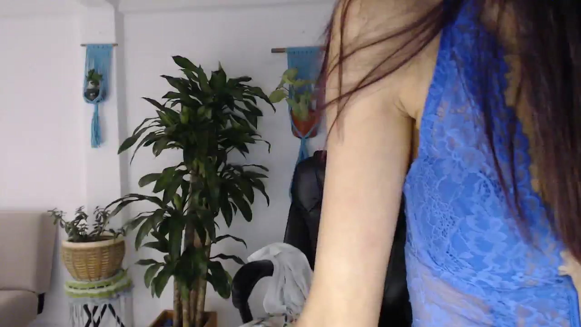 Gallery image thumbnail from slim_pamella's myfreecams stream on, 08/13/2023, 24:38 image 12 of 20