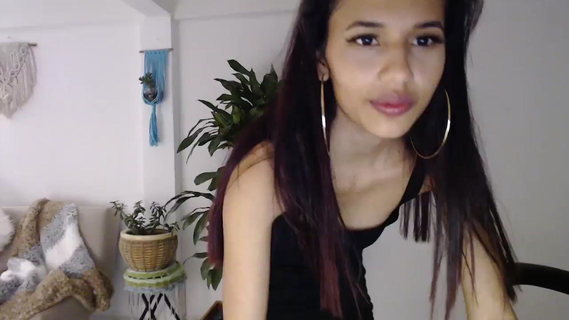 Gallery image thumbnail from slim_pamella's myfreecams stream on, 08/17/2023, 03:17 image 14 of 20