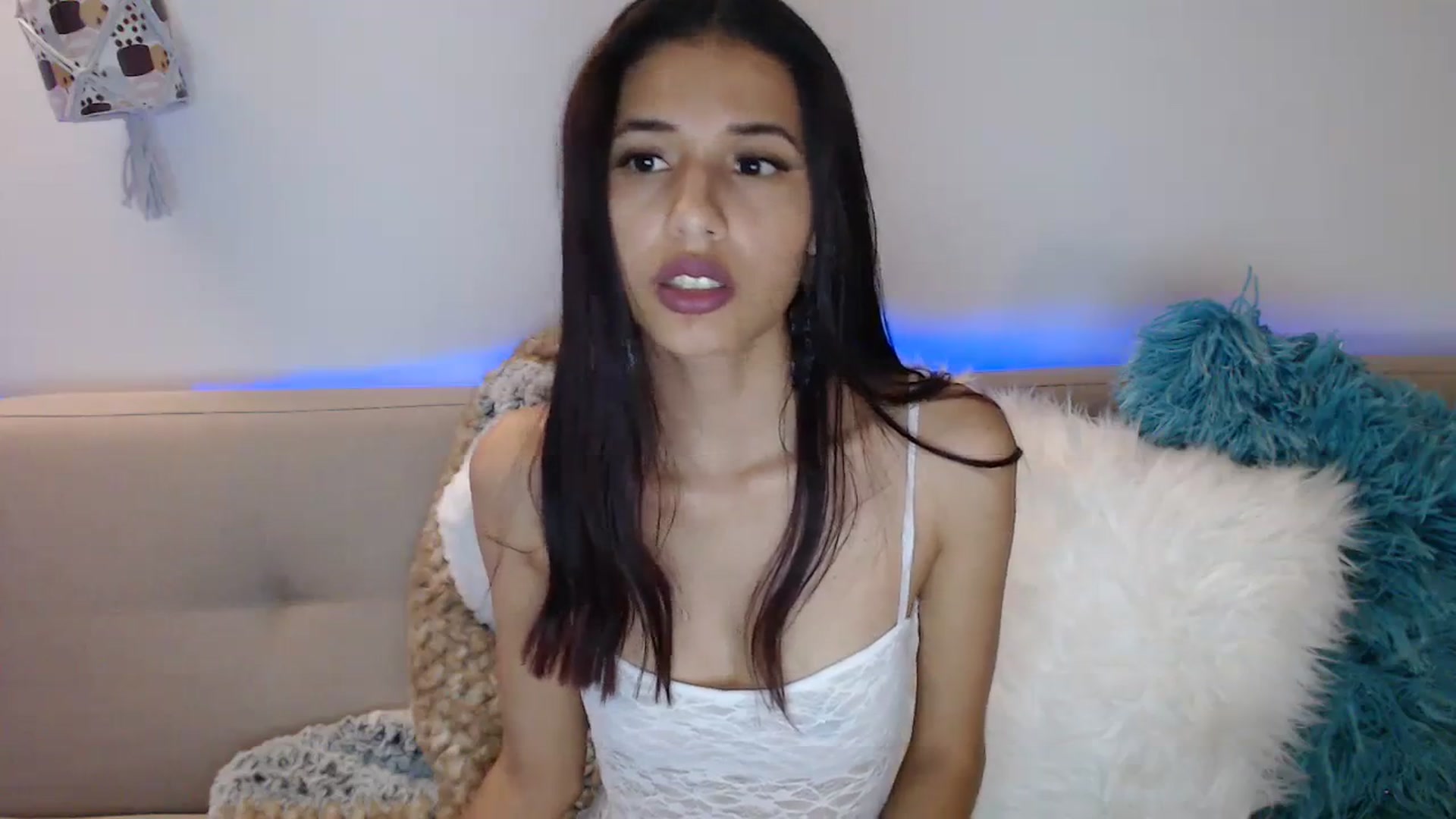 Gallery image thumbnail from slim_pamella's myfreecams stream on, 08/20/2023, 23:46 image 3 of 20