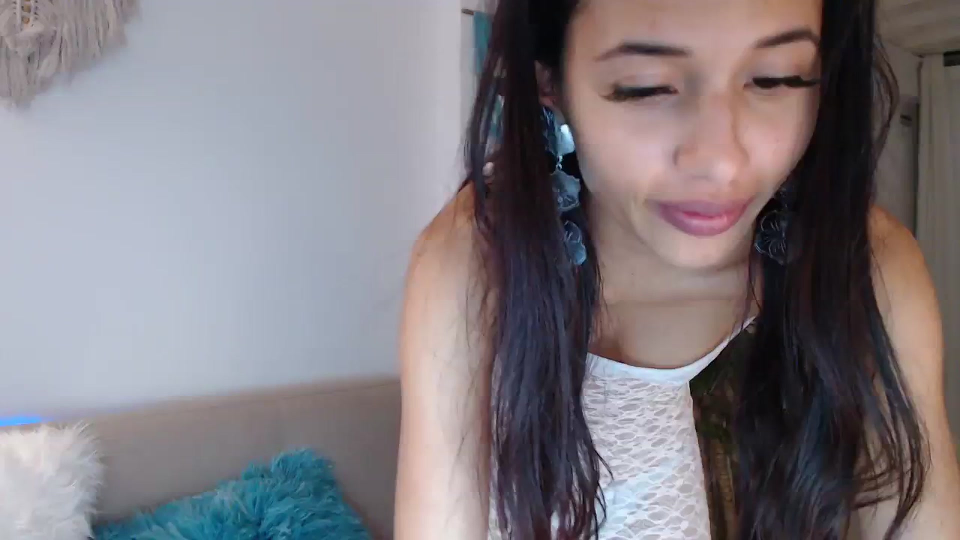 Gallery image thumbnail from slim_pamella's myfreecams stream on, 08/21/2023, 01:33 image 8 of 20