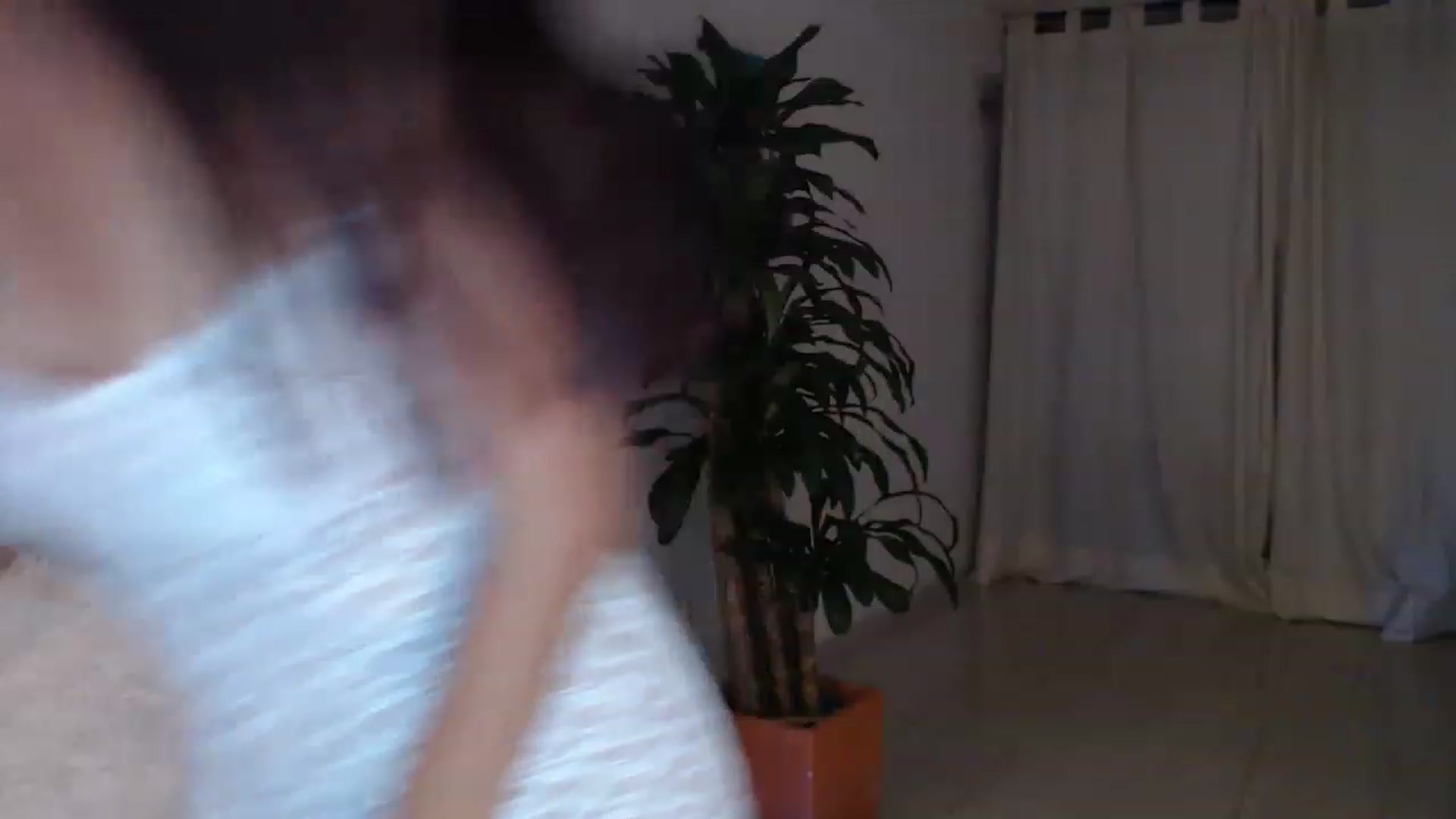 Gallery image thumbnail from slim_pamella's myfreecams stream on, 08/21/2023, 04:21 image 14 of 20