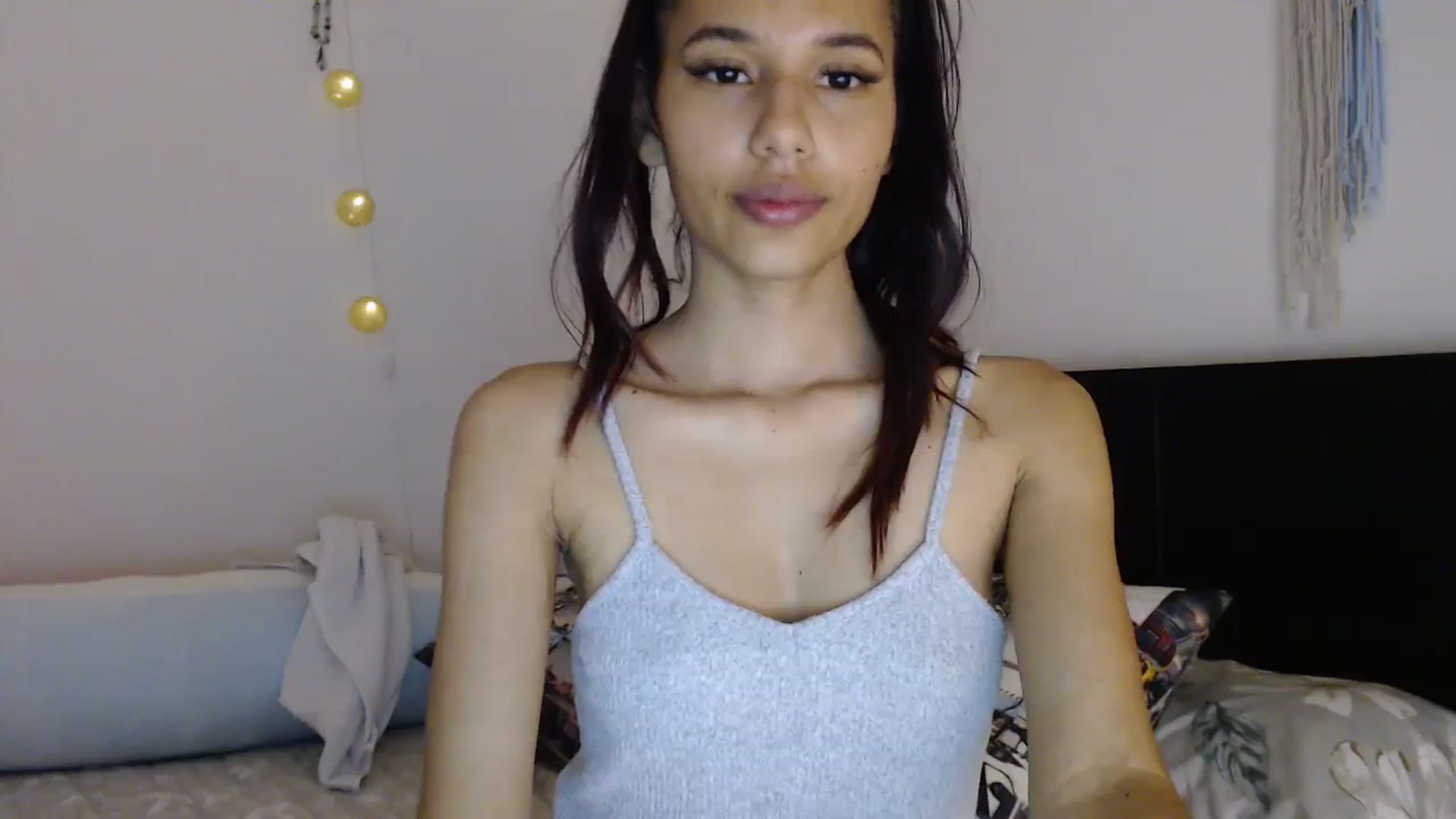 Gallery image thumbnail from slim_pamella's myfreecams stream on, 10/20/2023, 03:41 image 16 of 20