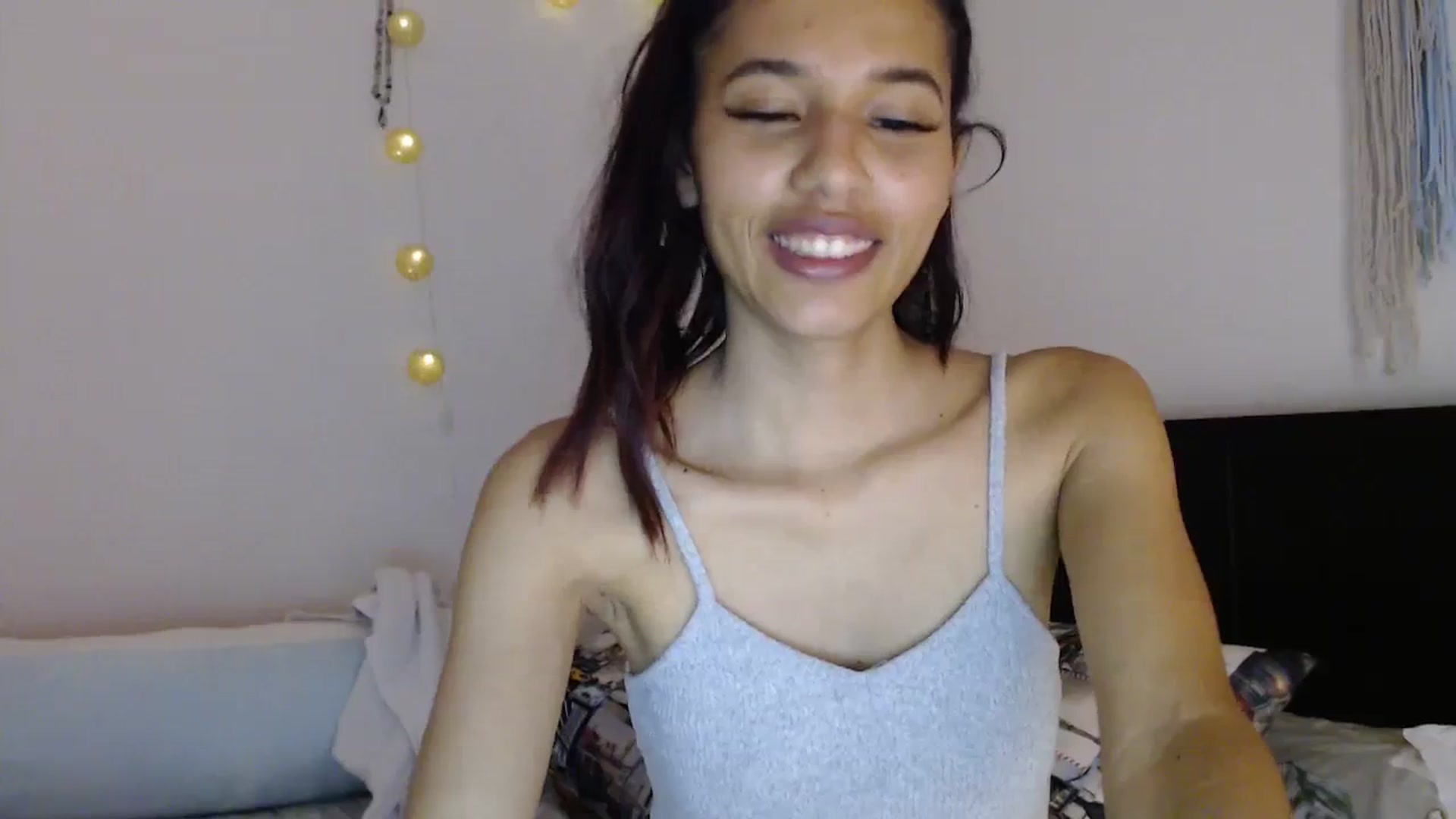 Gallery image thumbnail from slim_pamella's myfreecams stream on, 10/20/2023, 03:41 image 2 of 20