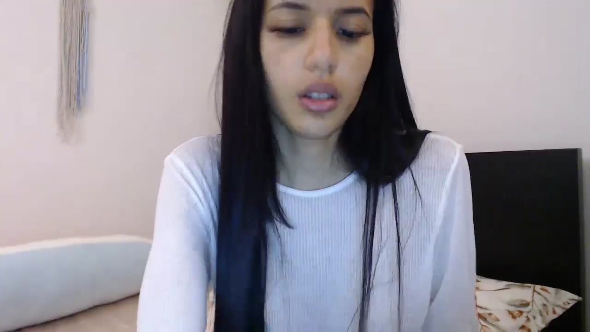 Gallery image thumbnail from slim_pamella's myfreecams stream on, 05/27/2024, 24:18 image 10 of 20