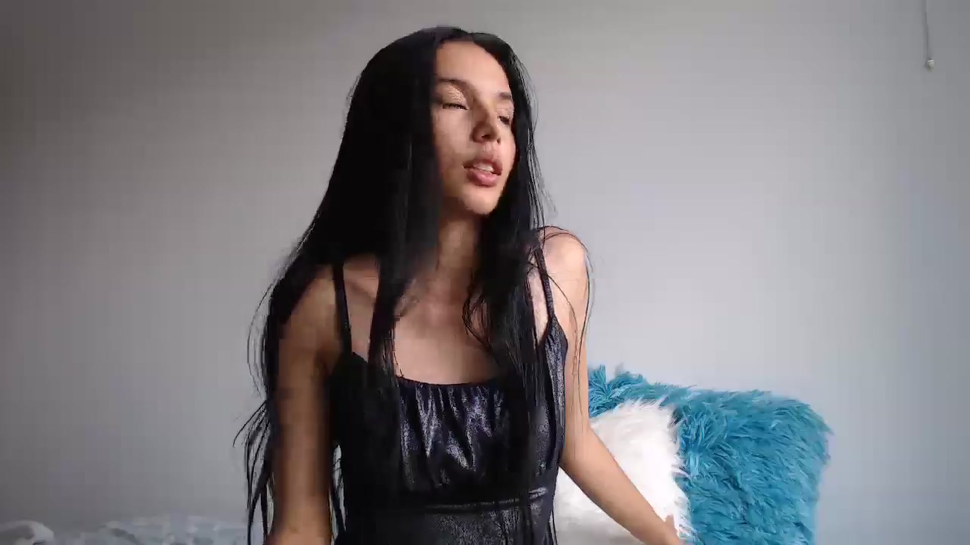 Gallery image thumbnail from slim_pamella's myfreecams stream on, 10/05/2025, 21:35 image 7 of 20