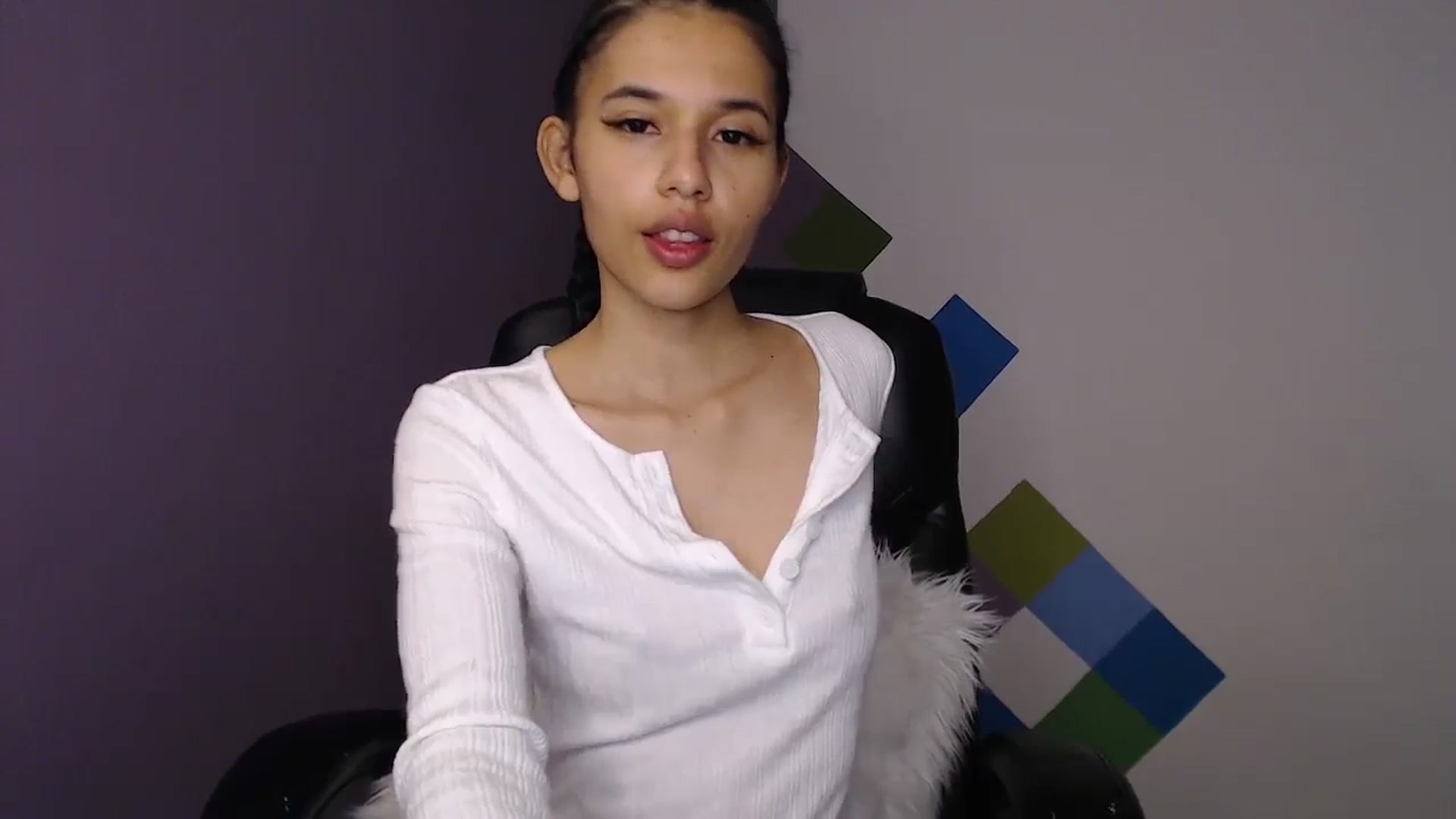 Gallery image thumbnail from slim_pamella's myfreecams stream on, 10/12/2025, 23:08 image 14 of 20