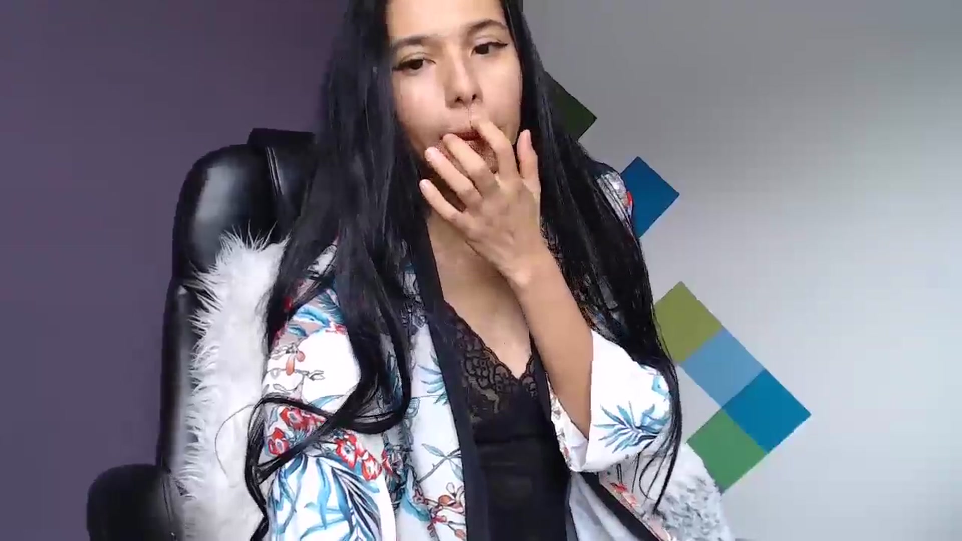 Gallery image thumbnail from slim_pamella's myfreecams stream on, 10/19/2025, 16:41 image 7 of 20