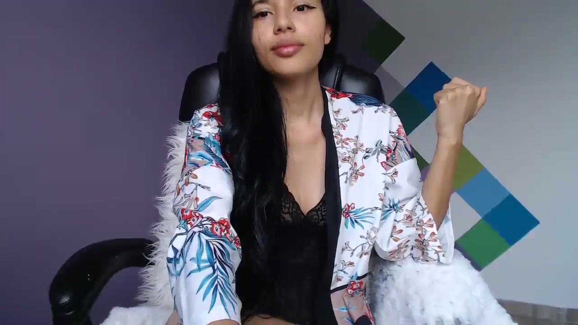 Gallery image thumbnail from slim_pamella's myfreecams stream on, 10/19/2025, 17:42 image 2 of 20