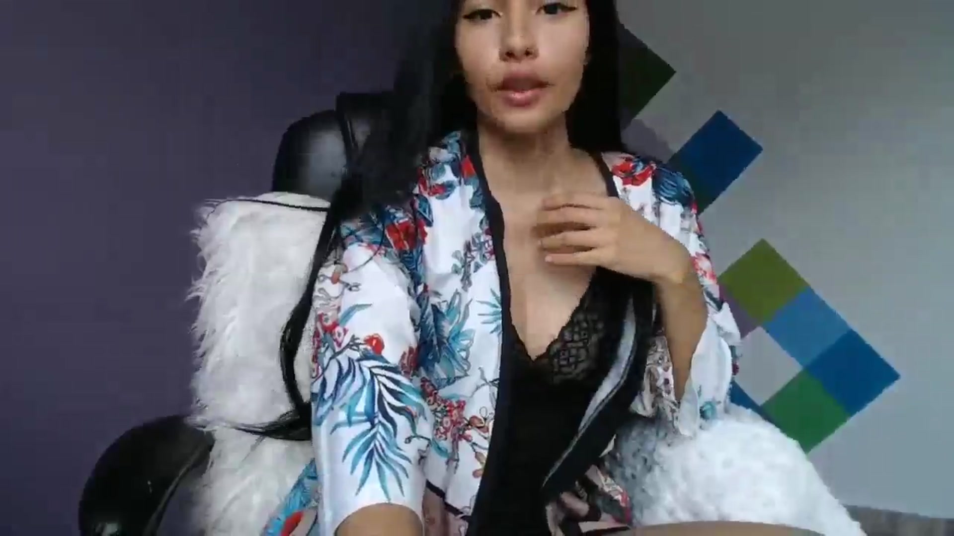 Gallery image thumbnail from slim_pamella's myfreecams stream on, 10/19/2025, 17:42 image 8 of 20