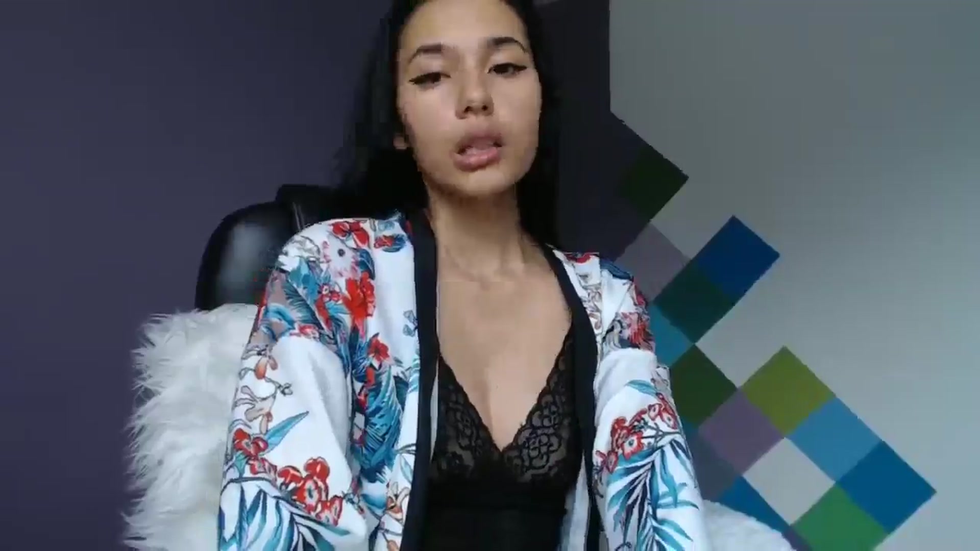 Gallery image thumbnail from slim_pamella's myfreecams stream on, 10/19/2025, 17:42 image 11 of 20