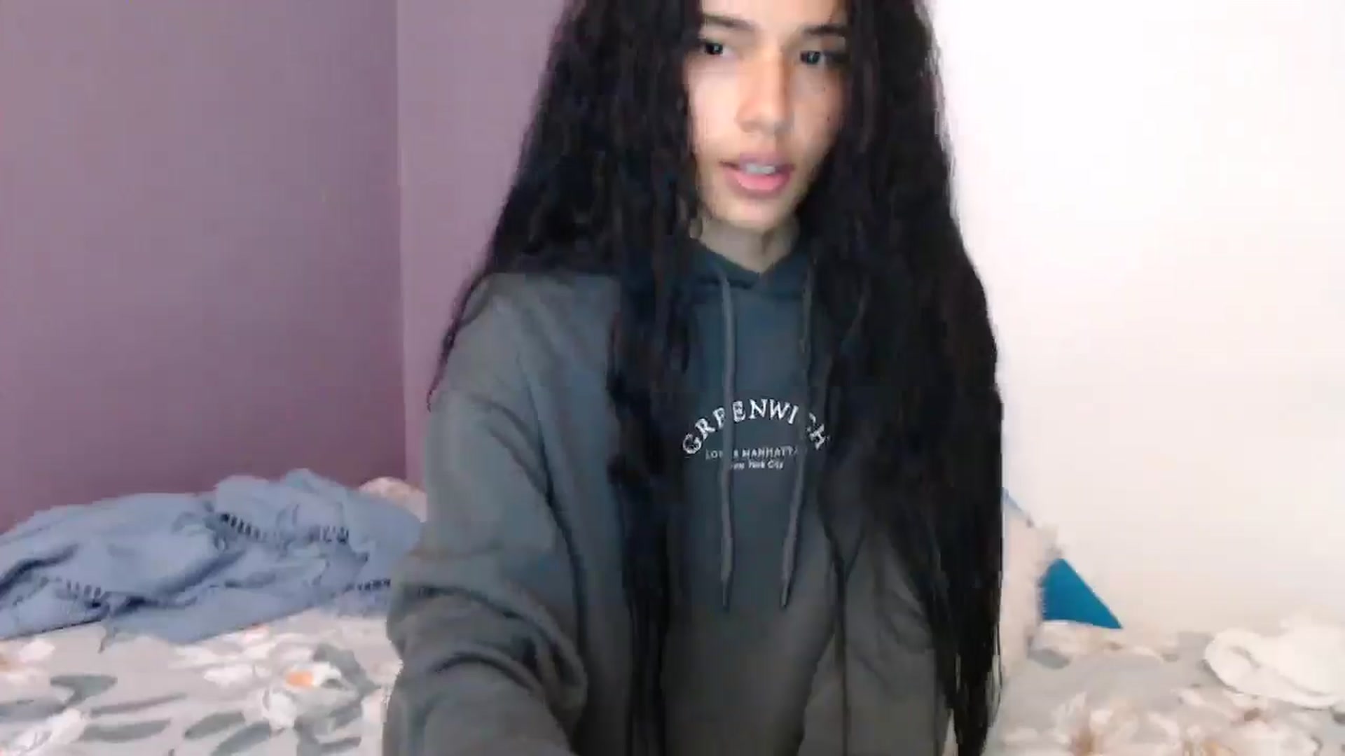 Gallery image thumbnail from slim_pamella's myfreecams stream on, 04/20/2026, 24:04 image 16 of 20