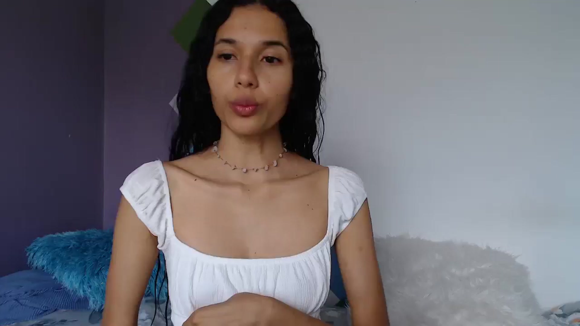 Gallery image thumbnail from slim_pamella's myfreecams stream on, 04/20/2026, 20:50 image 1 of 20