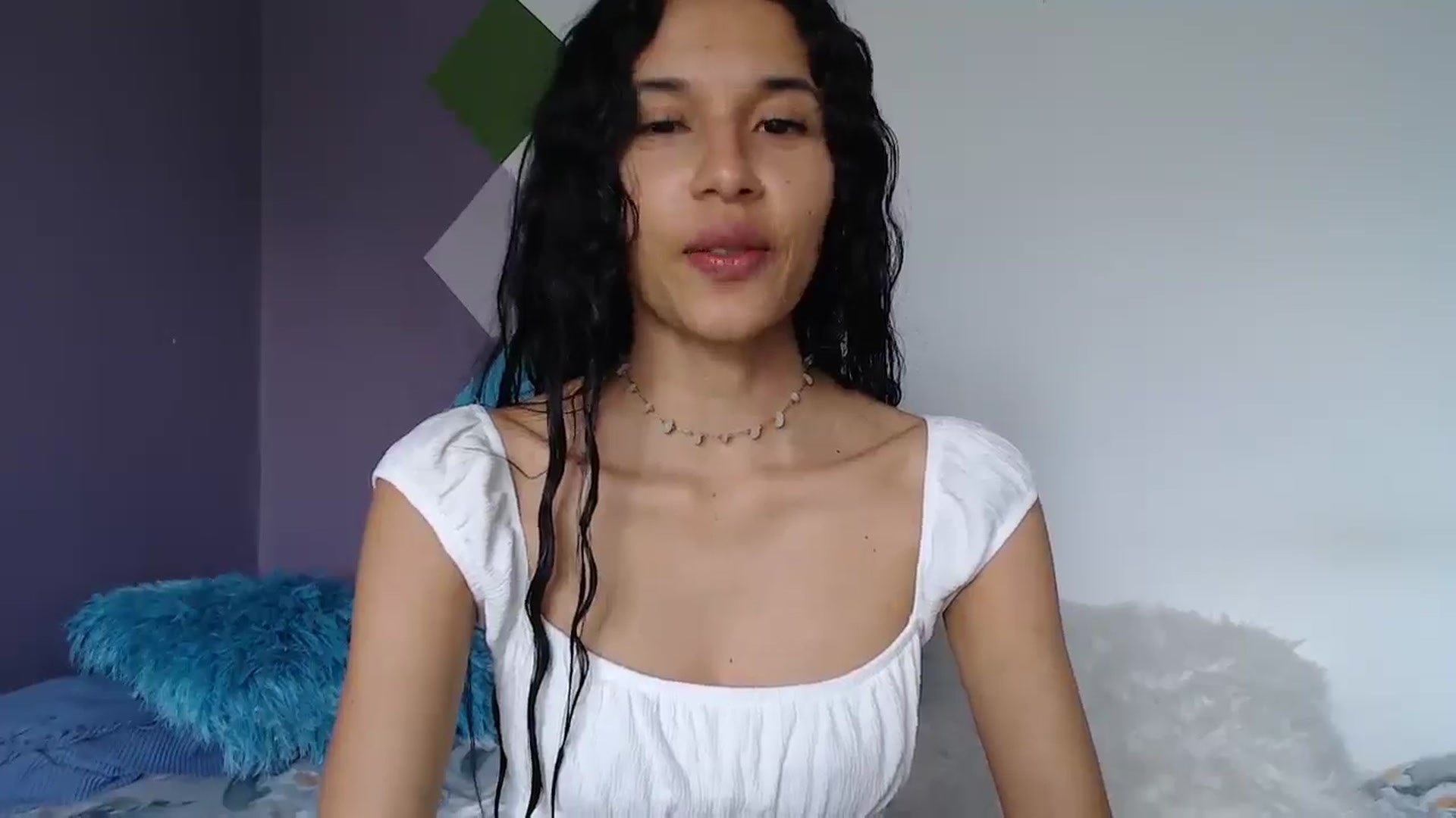 Gallery image thumbnail from slim_pamella's myfreecams stream on, 04/20/2026, 20:50 image 5 of 20