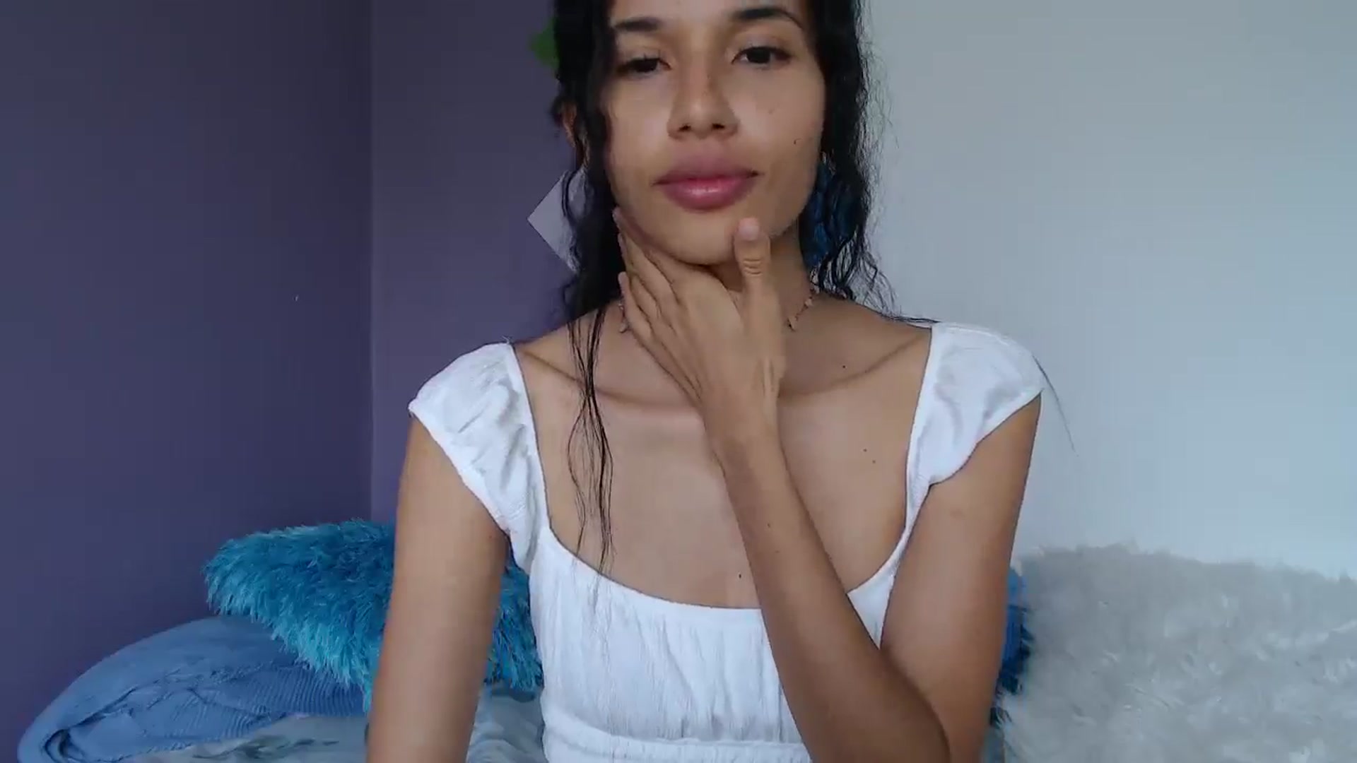 Gallery image thumbnail from slim_pamella's myfreecams stream on, 04/20/2026, 21:10 image 5 of 20