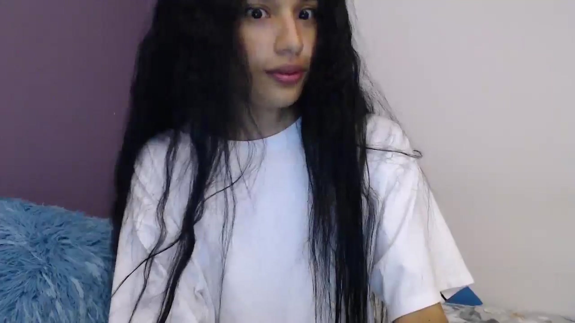 Gallery image thumbnail from slim_pamella's myfreecams stream on, 04/30/2026, 02:39 image 11 of 20