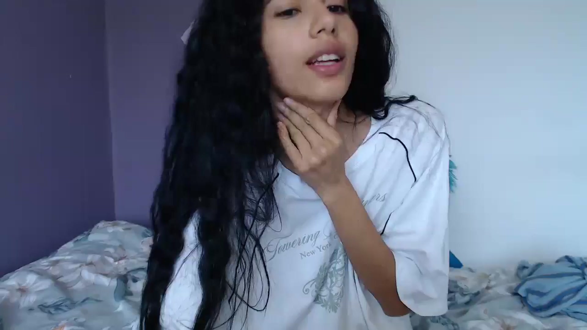 Gallery image thumbnail from slim_pamella's myfreecams stream on, 05/02/2026, 22:40 image 15 of 20