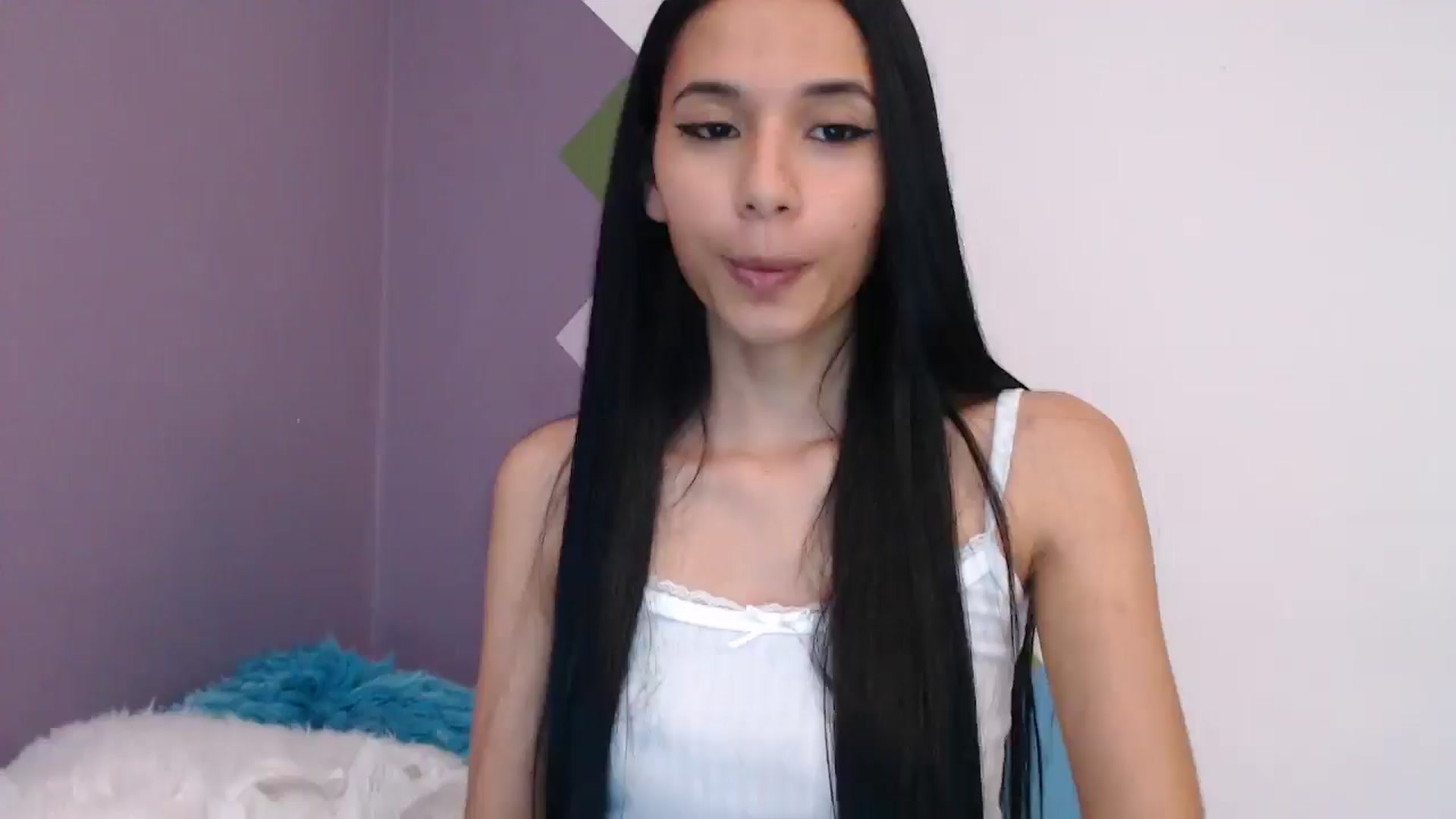 Gallery image thumbnail from slim_pamella's myfreecams stream on, 05/06/2026, 23:25 image 5 of 20