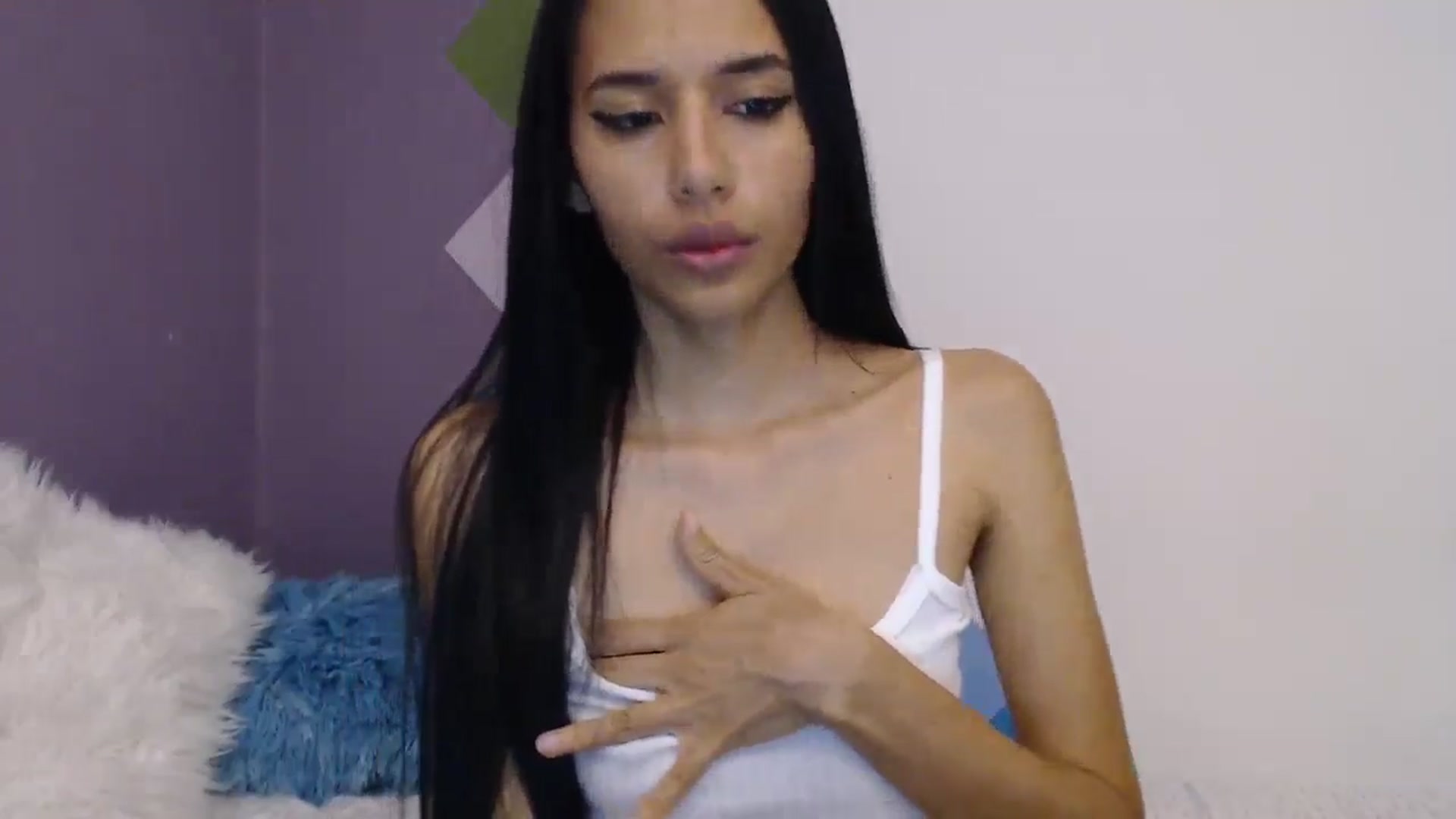 Gallery image thumbnail from slim_pamella's myfreecams stream on, 05/07/2026, 01:55 image 15 of 20