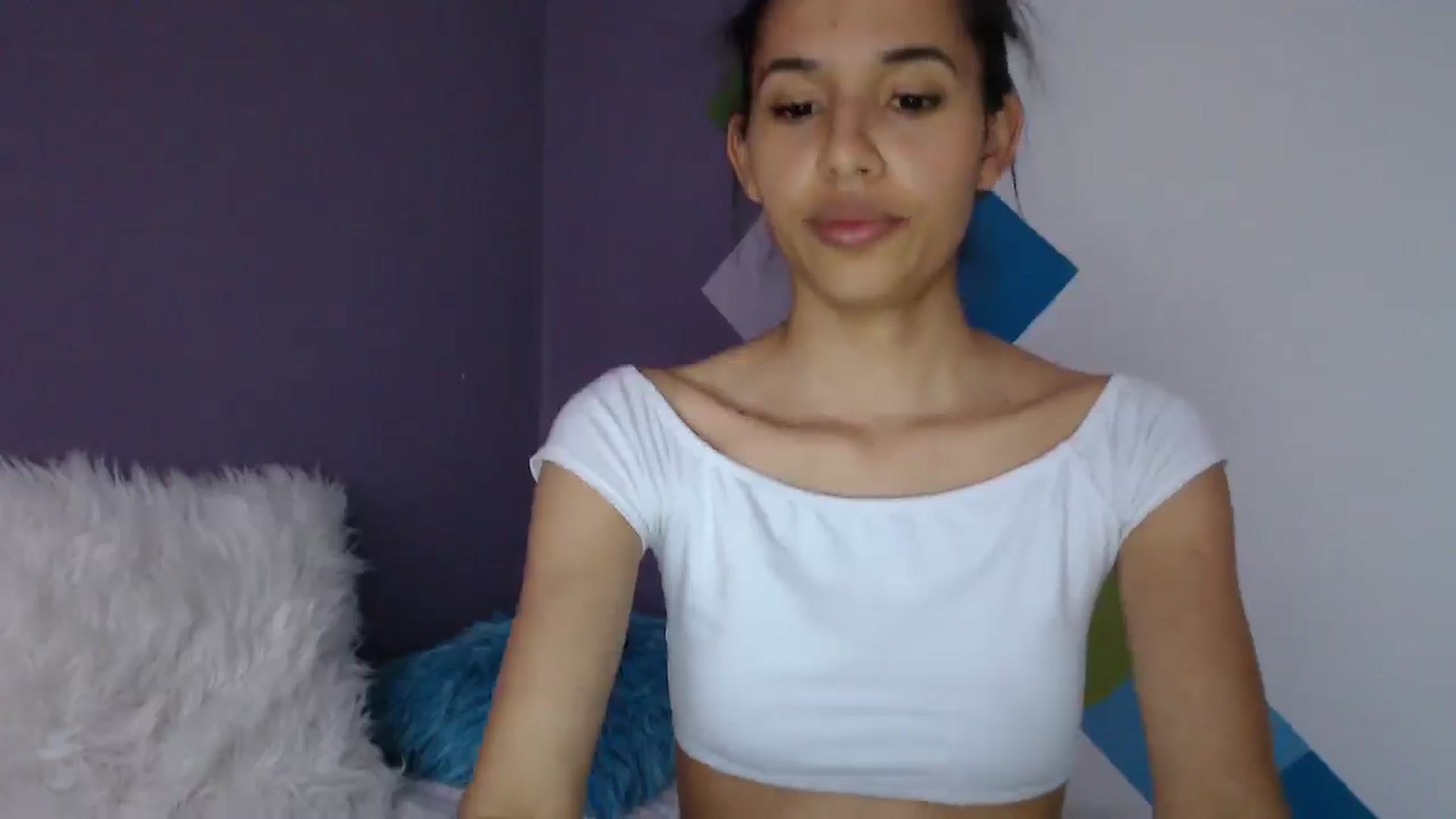 Gallery image thumbnail from slim_pamella's myfreecams stream on, 05/08/2026, 23:21 image 9 of 20