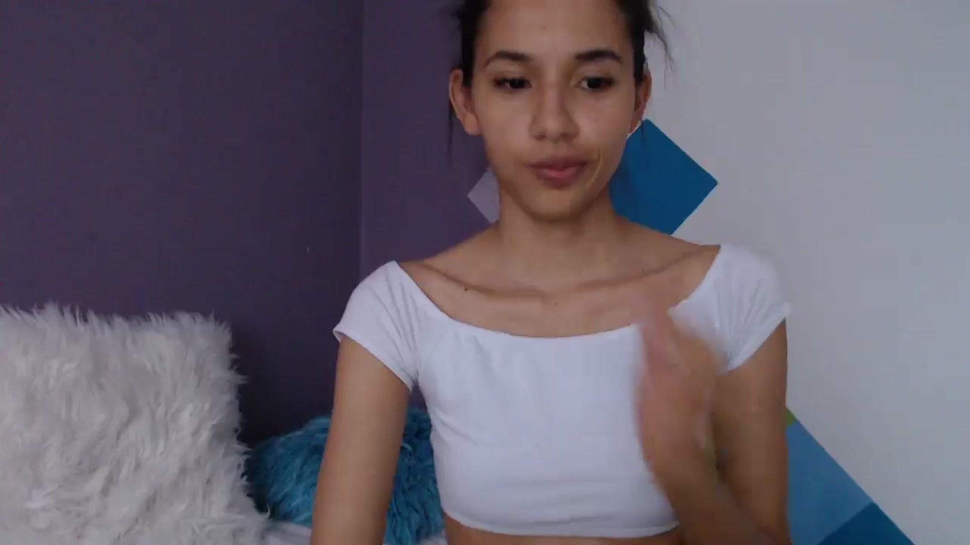 Gallery image thumbnail from slim_pamella's myfreecams stream on, 05/08/2026, 23:21 image 8 of 20
