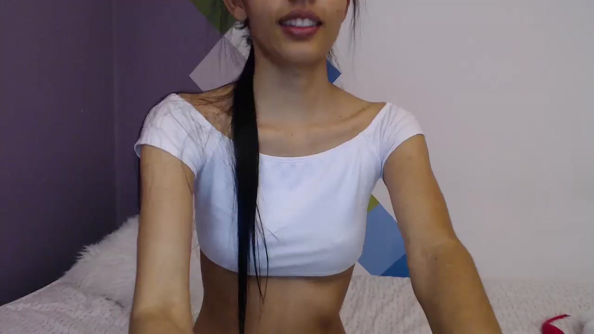 Gallery image thumbnail from slim_pamella's myfreecams stream on, 05/08/2026, 23:21 image 16 of 20