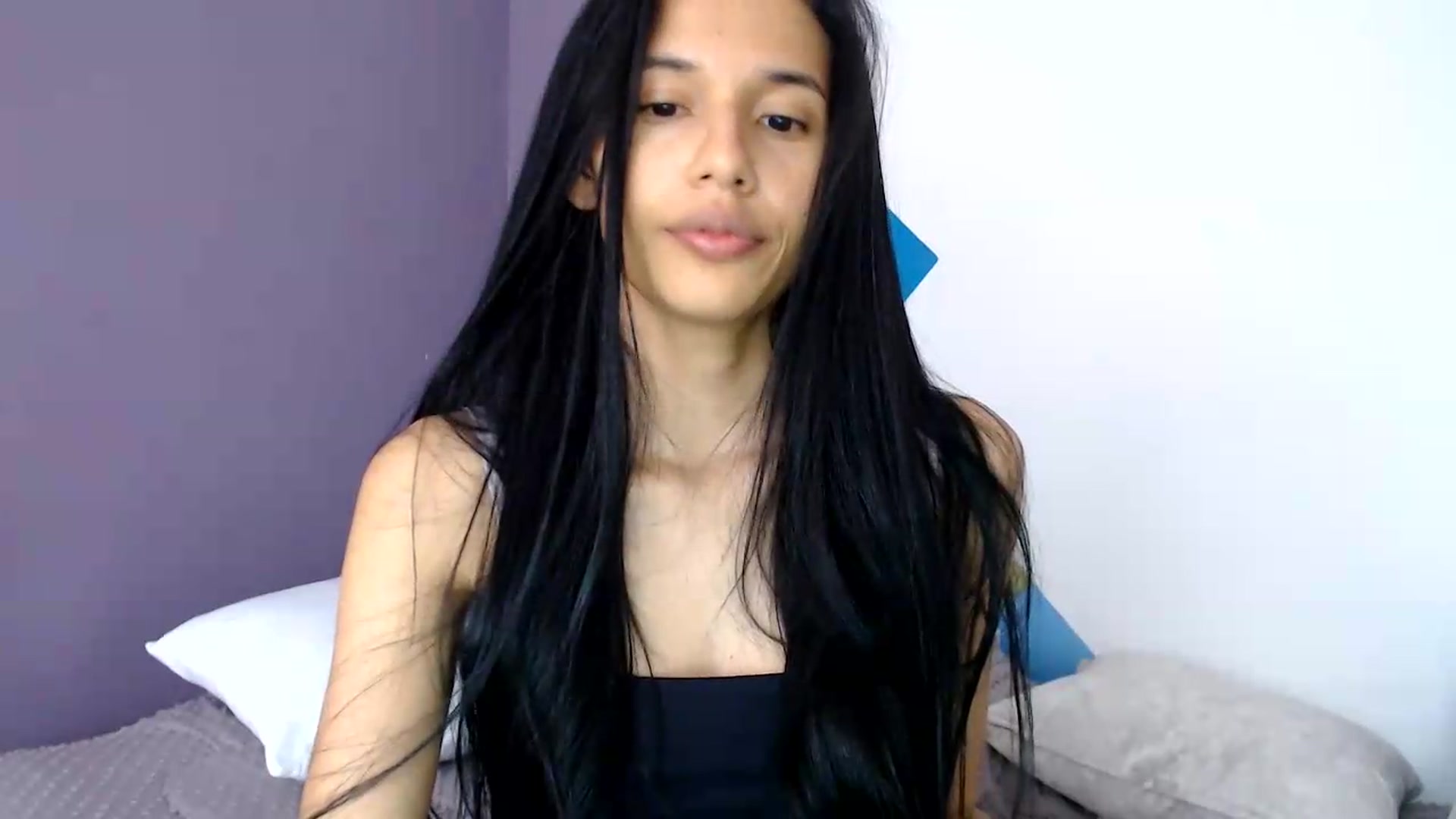 Gallery image thumbnail from slim_pamella's myfreecams stream on, 05/17/2026, 22:55 image 9 of 20