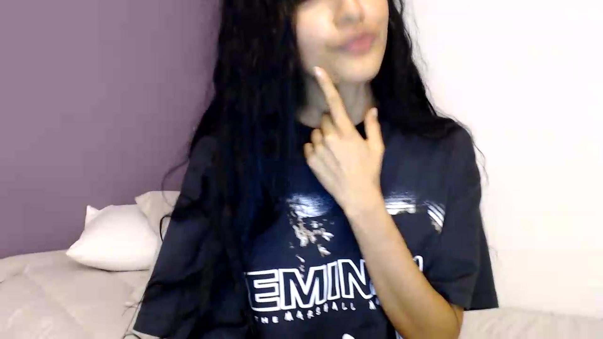 Gallery image thumbnail from slim_pamella's myfreecams stream on, 06/01/2026, 24:13 image 5 of 20