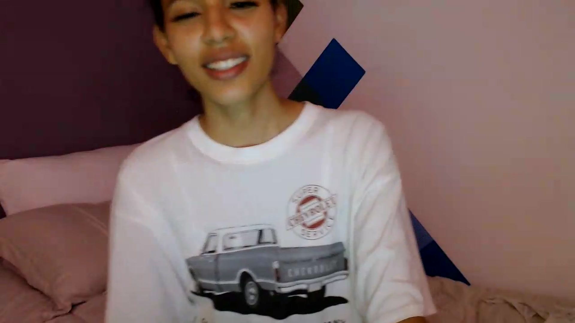 Gallery image thumbnail from slim_pamella's myfreecams stream on, 06/09/2026, 23:33 image 20 of 20