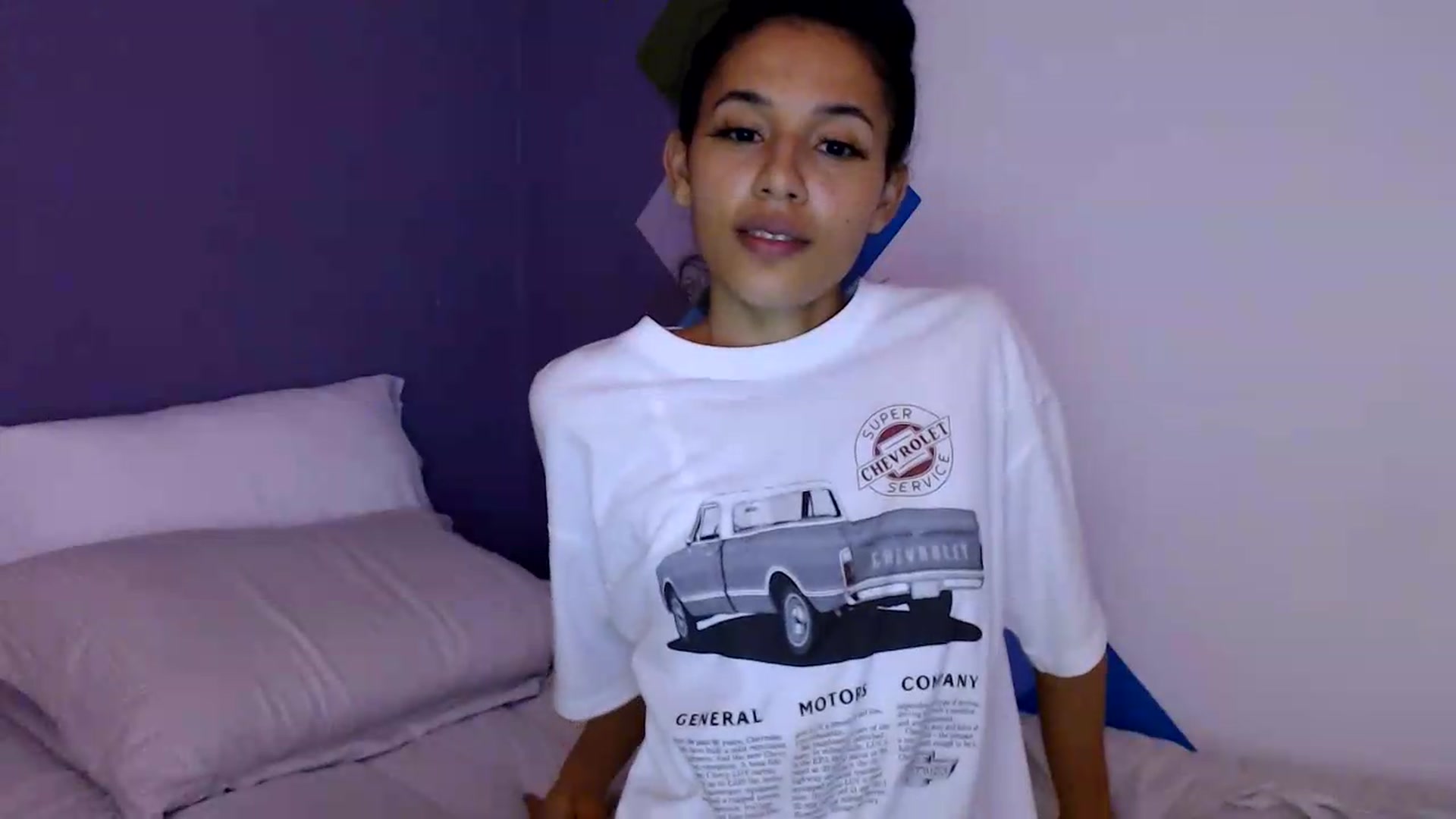 Gallery image thumbnail from slim_pamella's myfreecams stream on, 06/09/2026, 23:33 image 14 of 20