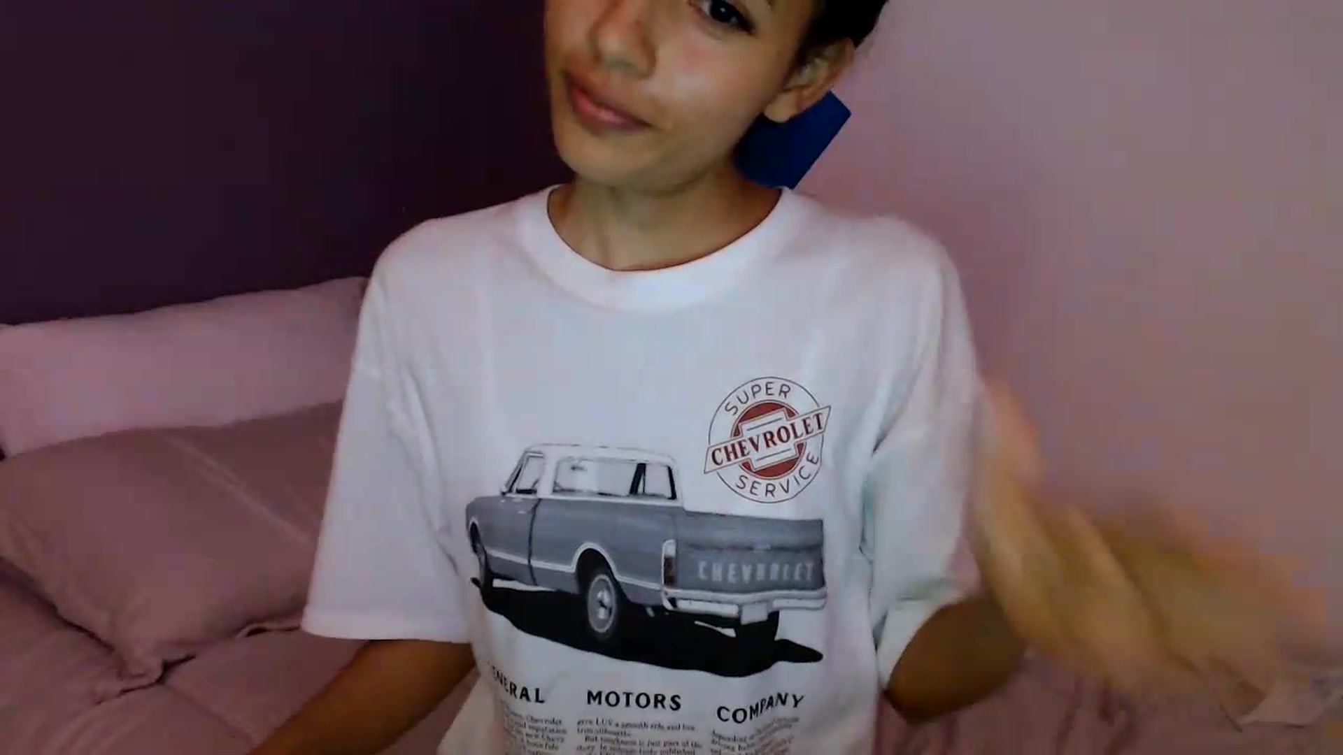 Gallery image thumbnail from slim_pamella's myfreecams stream on, 06/09/2026, 23:33 image 18 of 20