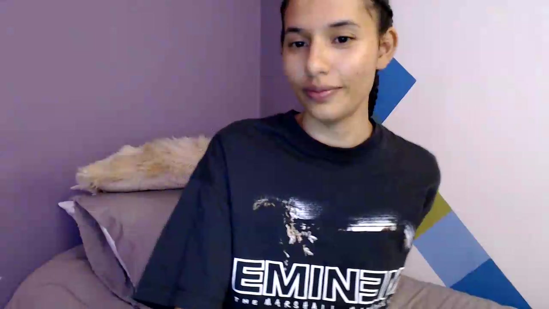 Gallery image thumbnail from slim_pamella's myfreecams stream on, 08/17/2026, 24:59 image 17 of 20