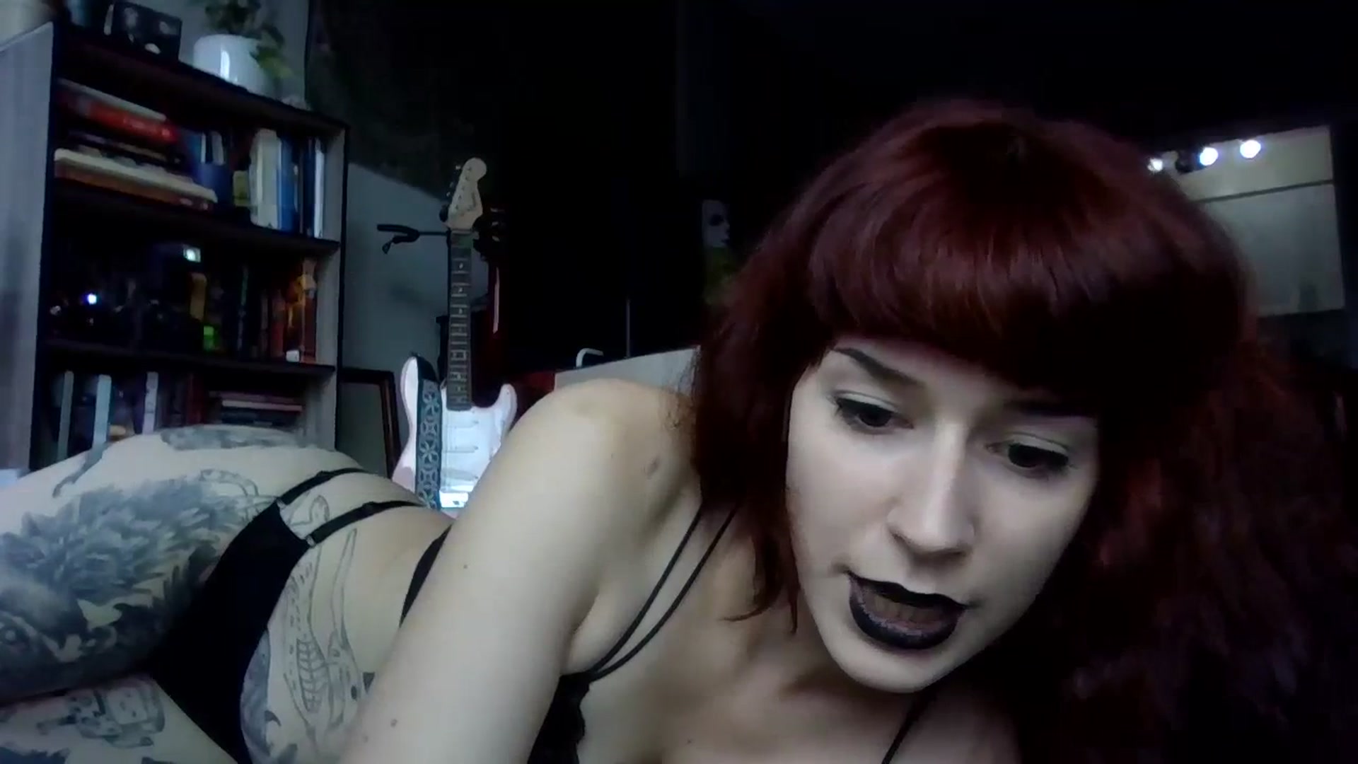 Gallery image thumbnail from slimsaydeee's myfreecams stream on, 08/08/2023, 18:30 image 12 of 20