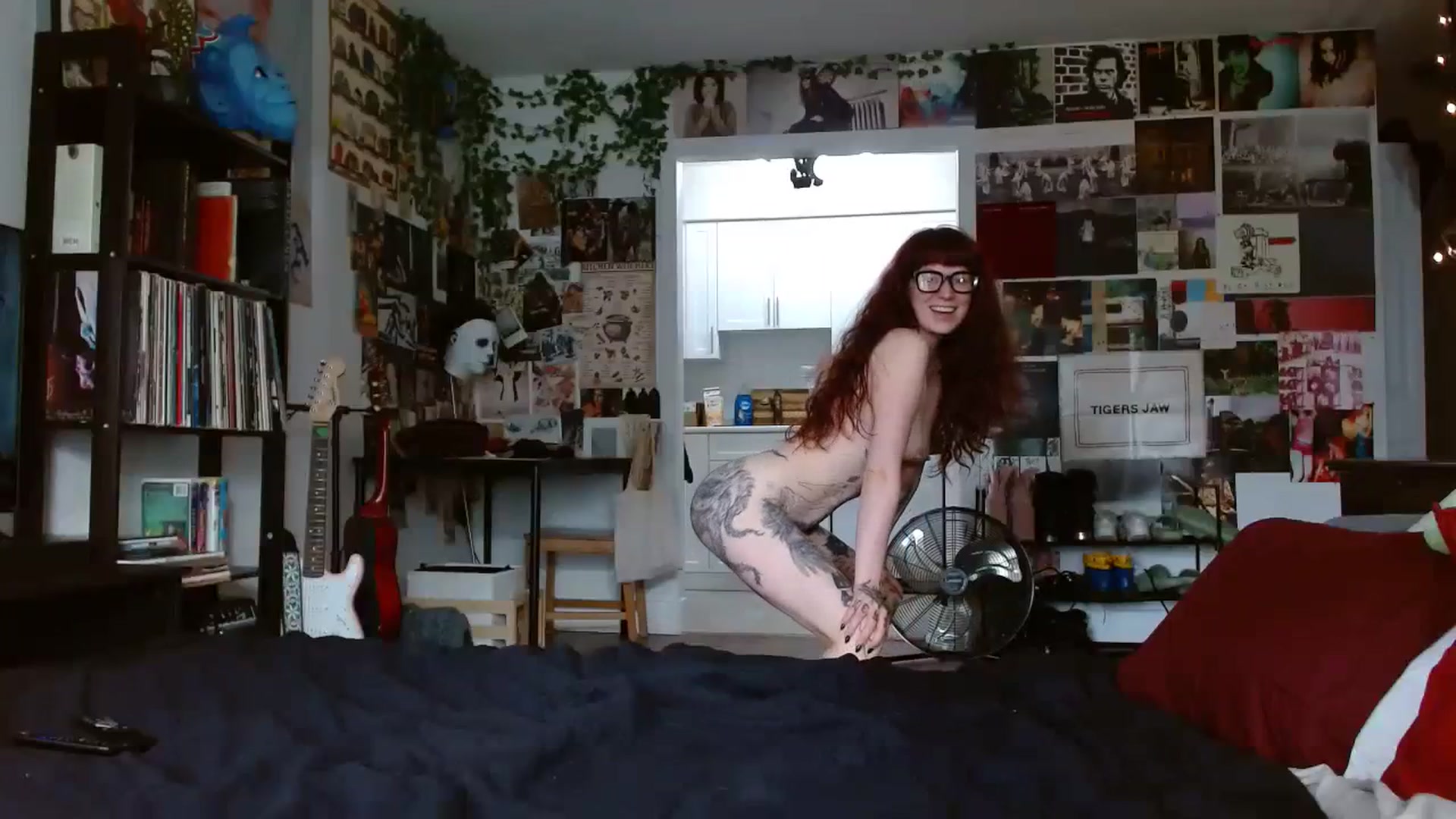 Gallery image thumbnail from slimsaydeee's myfreecams stream on, 08/20/2023, 16:59 image 12 of 20