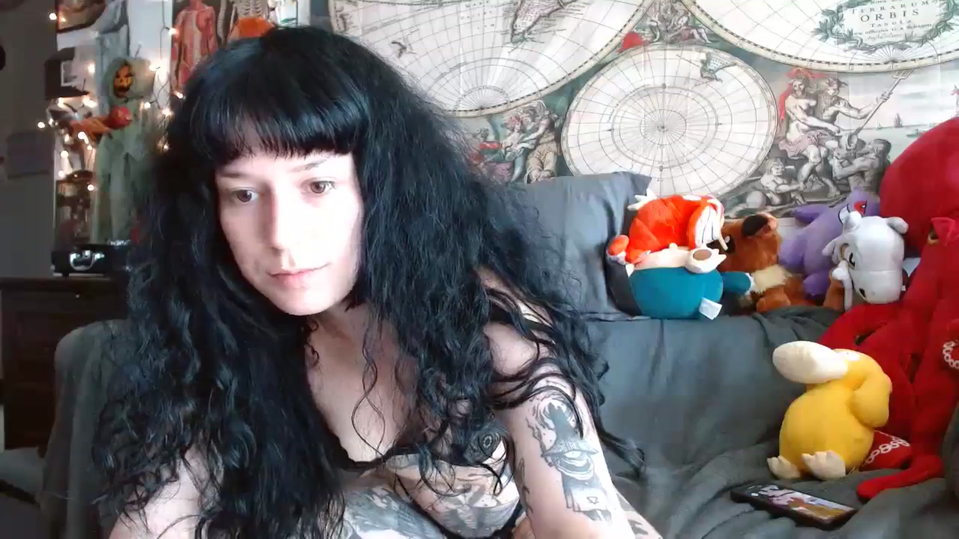 Gallery image thumbnail from slimsaydeee's myfreecams stream on, 08/27/2023, 18:00 image 12 of 20
