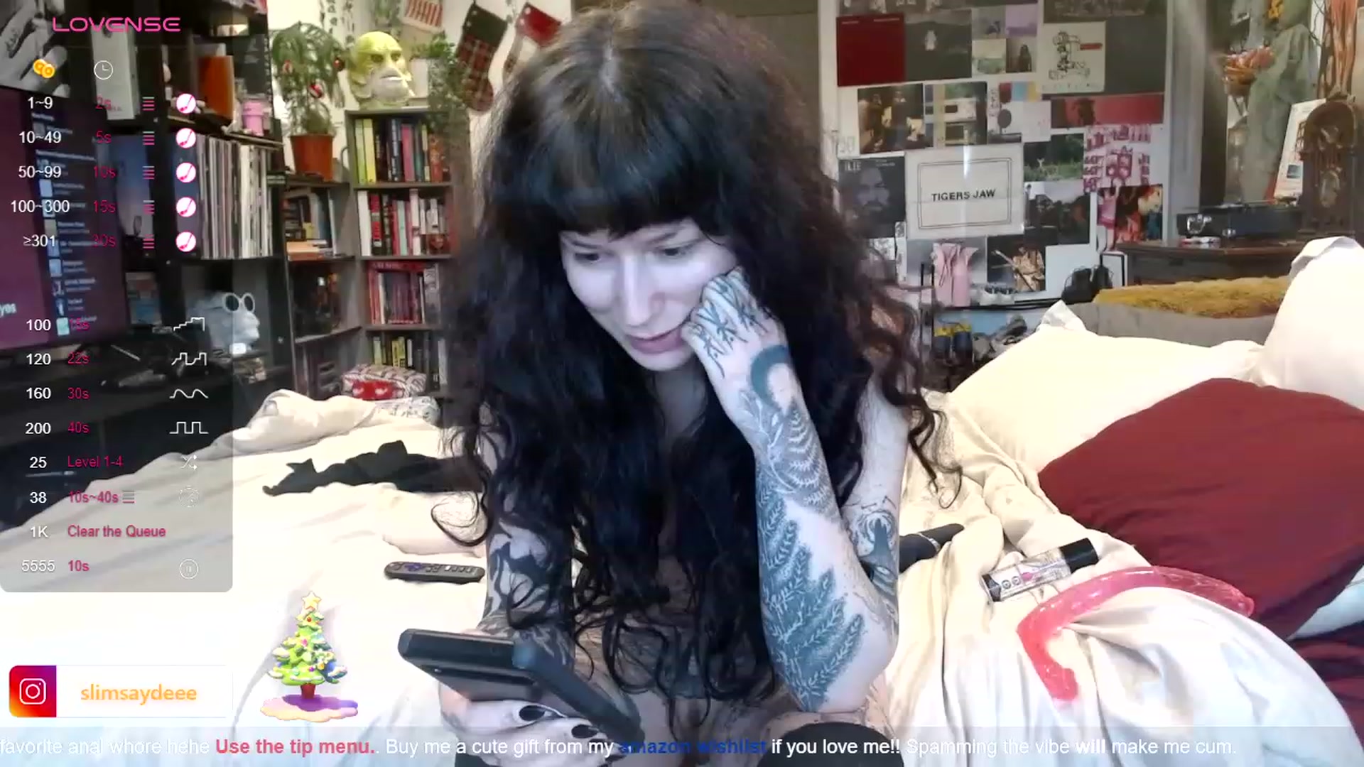 Gallery image thumbnail from slimsaydeee's myfreecams stream on, 12/16/2023, 17:39 image 5 of 20