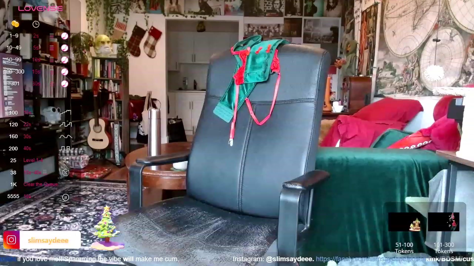 Gallery image thumbnail from slimsaydeee's myfreecams stream on, 12/24/2023, 18:29 image 13 of 20