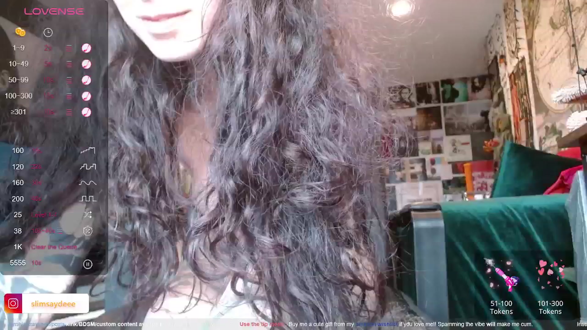 Gallery image thumbnail from slimsaydeee's myfreecams stream on, 01/28/2024, 18:01 image 6 of 20