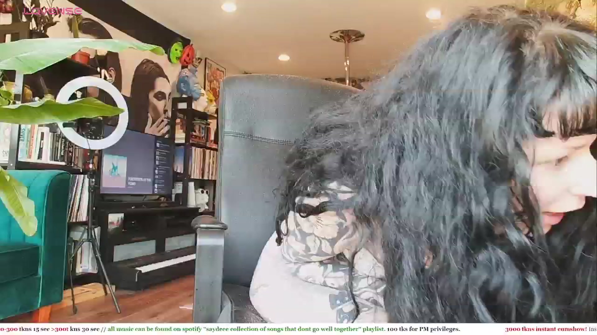 Gallery image thumbnail from slimsaydeee's myfreecams stream on, 05/03/2024, 16:14 image 9 of 20