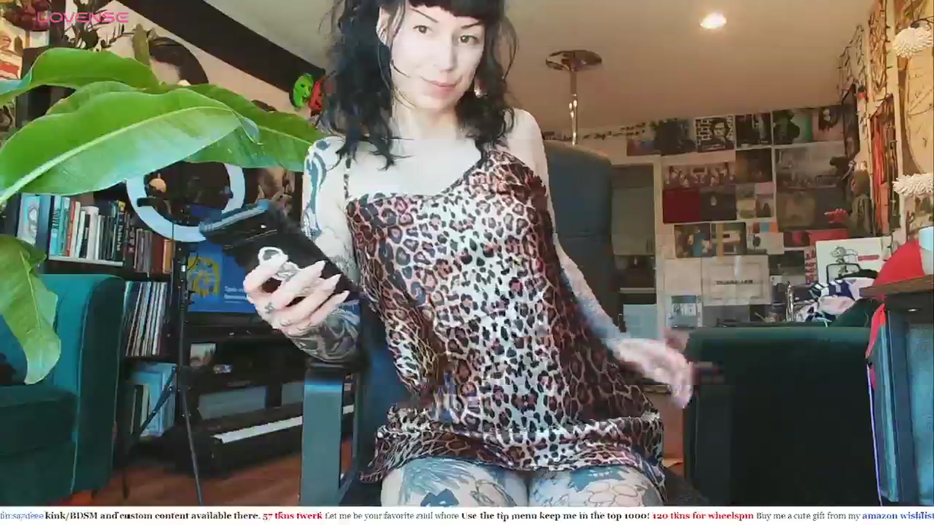 Gallery image thumbnail from slimsaydeee's myfreecams stream on, 05/09/2024, 16:49 image 15 of 20