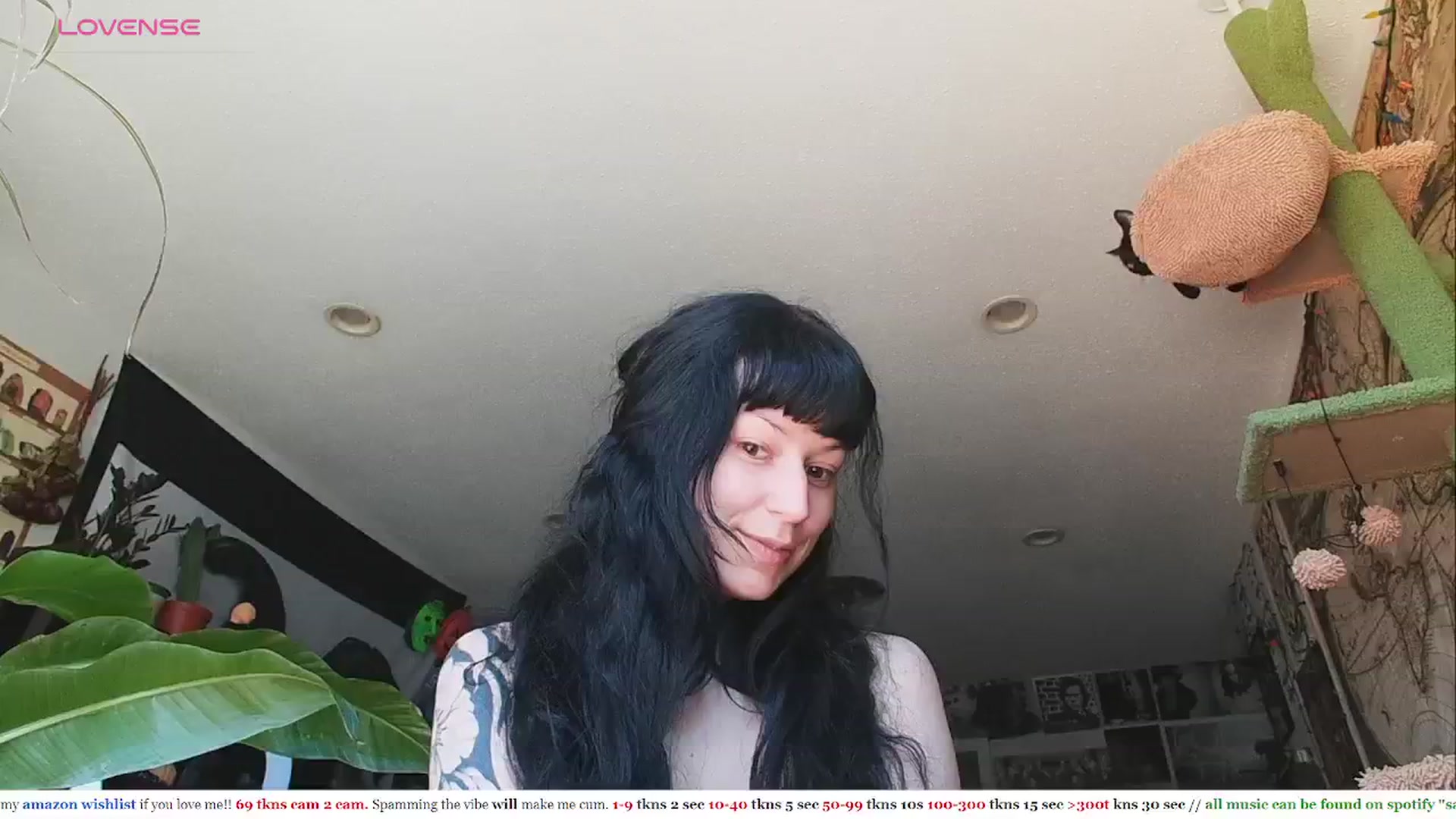 Gallery image thumbnail from slimsaydeee's myfreecams stream on, 05/10/2024, 17:30 image 9 of 20