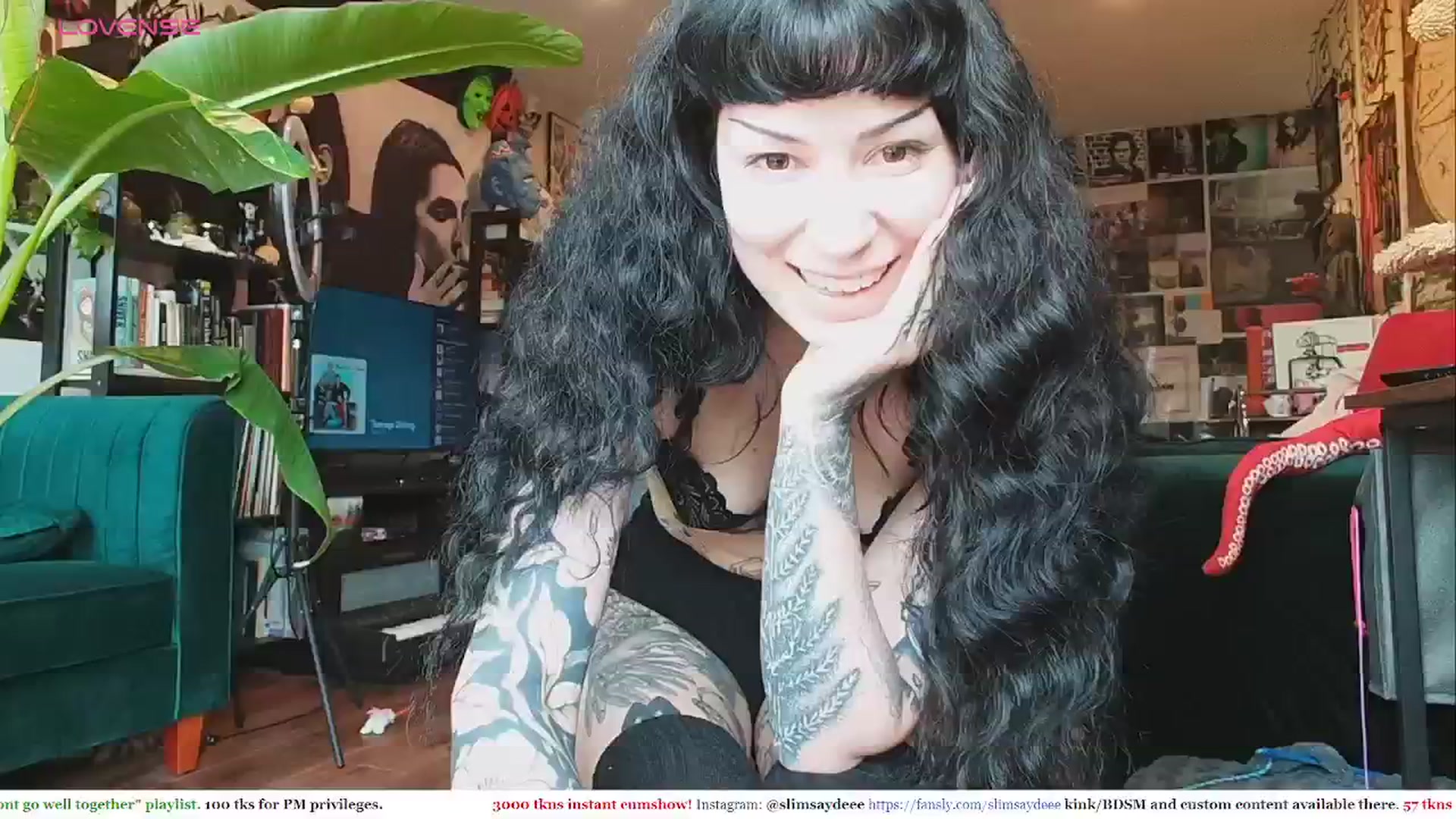 Gallery image thumbnail from slimsaydeee's myfreecams stream on, 05/15/2024, 17:49 image 5 of 20