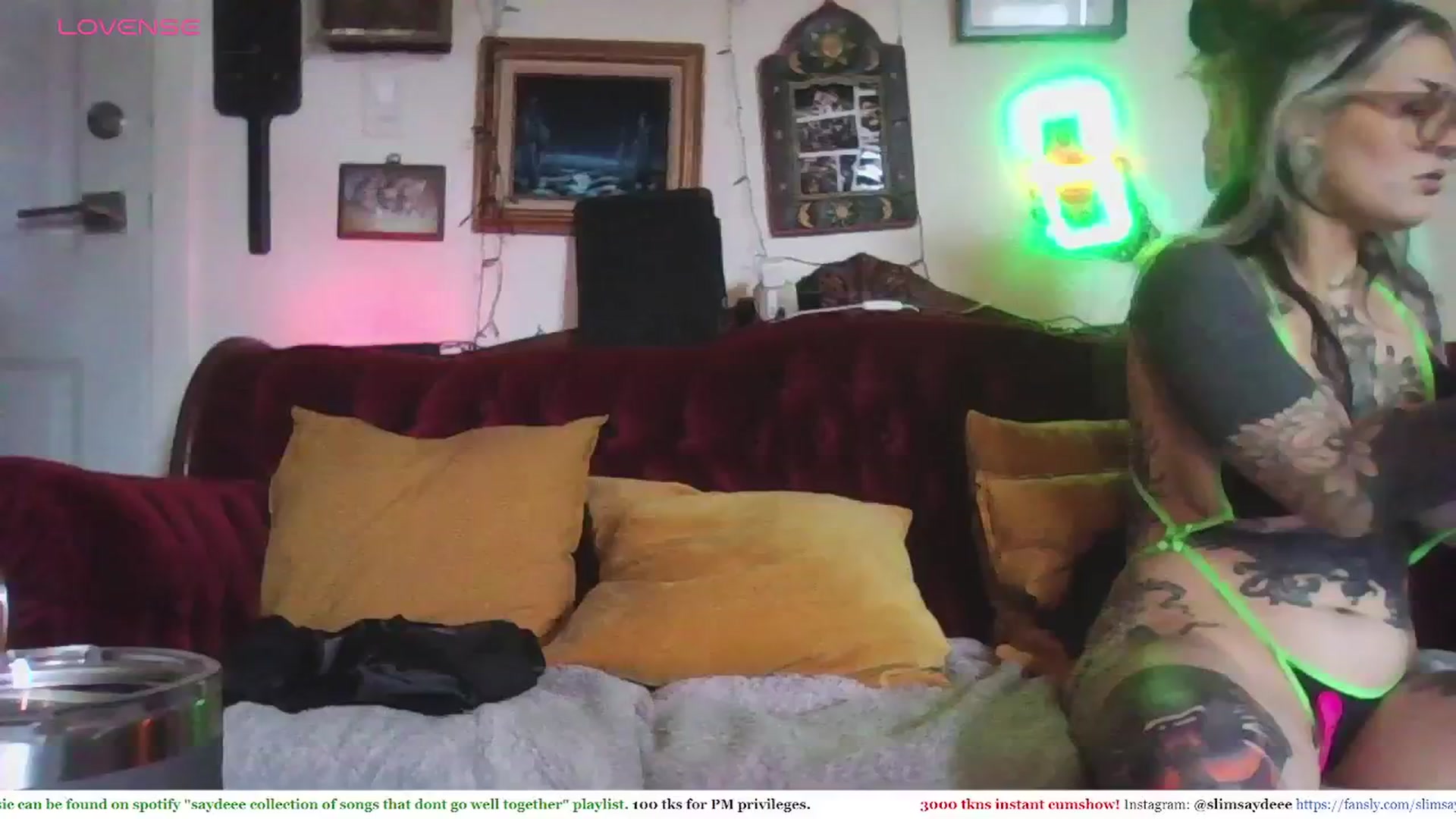 Gallery image thumbnail from slimsaydeee's myfreecams stream on, 06/02/2024, 24:57 image 3 of 20