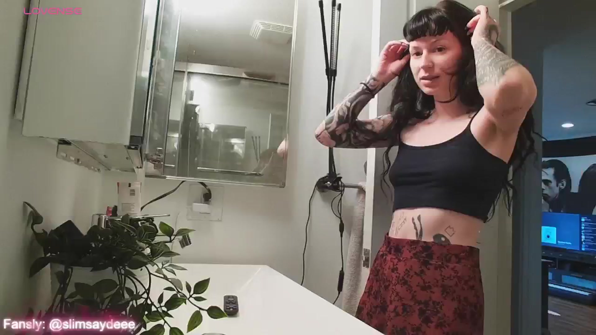 Gallery image thumbnail from slimsaydeee's myfreecams stream on, 06/10/2024, 18:01 image 1 of 20