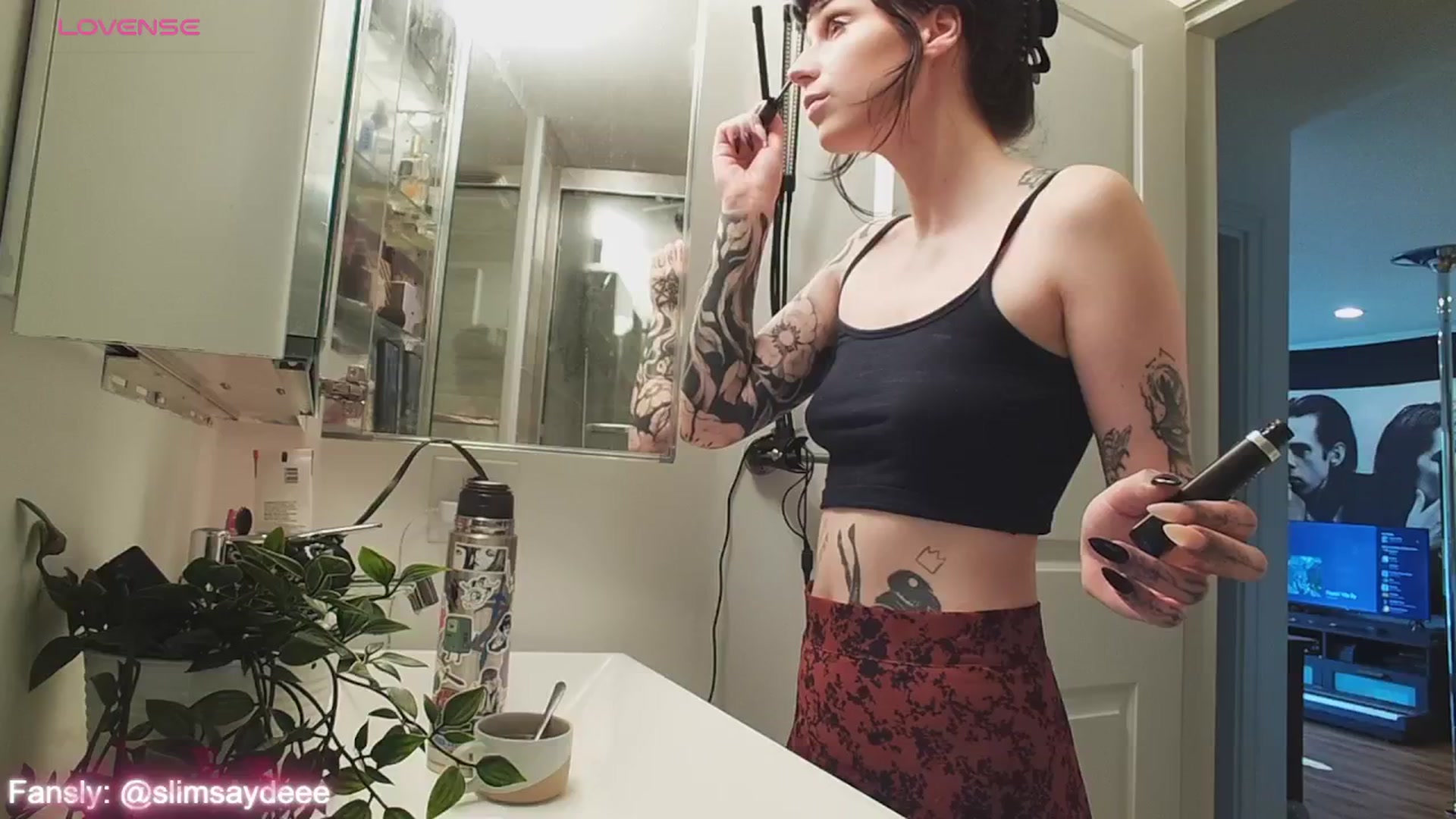 Gallery image thumbnail from slimsaydeee's myfreecams stream on, 06/10/2024, 18:01 image 13 of 20