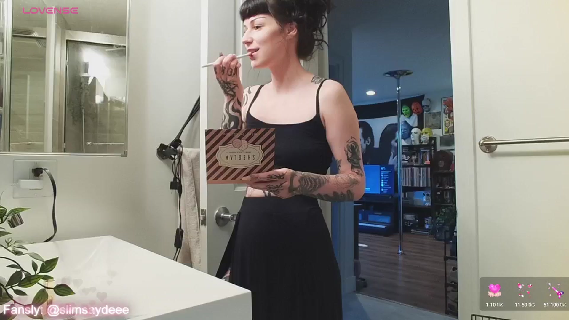 Gallery image thumbnail from slimsaydeee's myfreecams stream on, 06/21/2024, 15:55 image 20 of 20