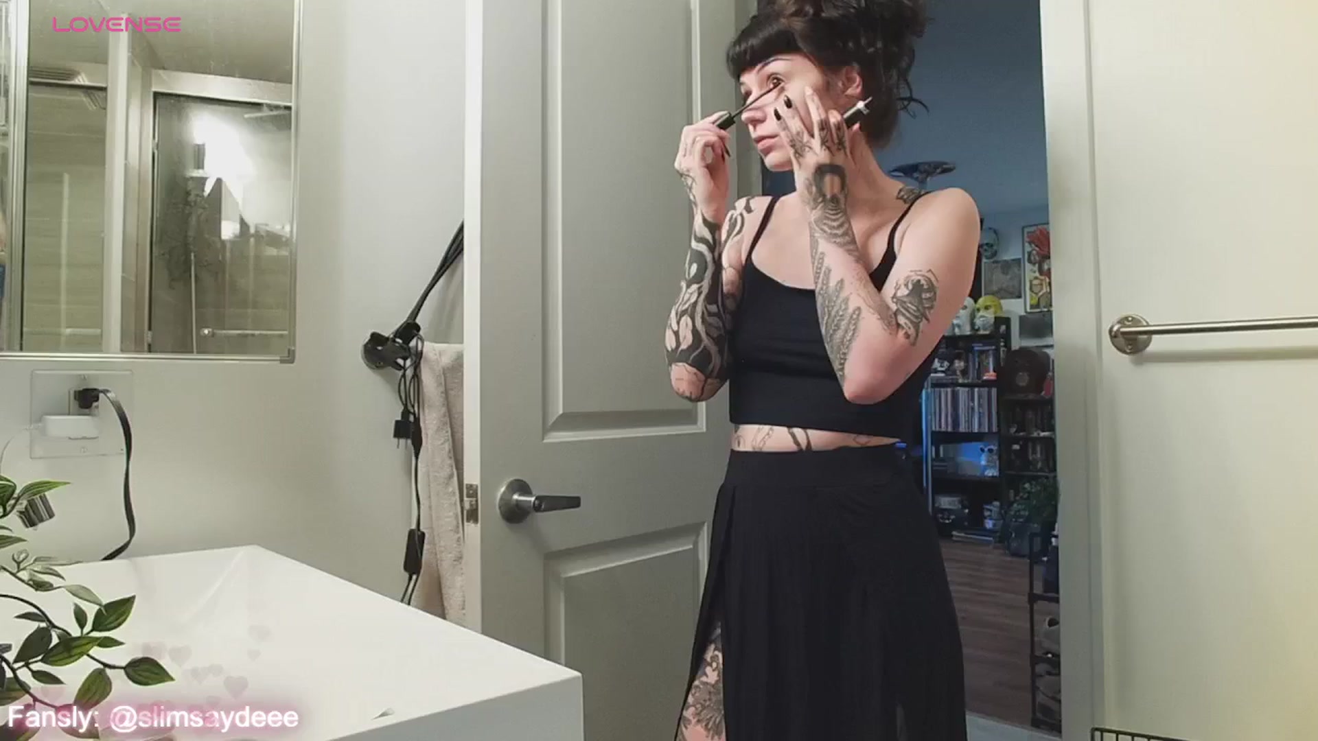Gallery image thumbnail from slimsaydeee's myfreecams stream on, 06/21/2024, 15:55 image 17 of 20