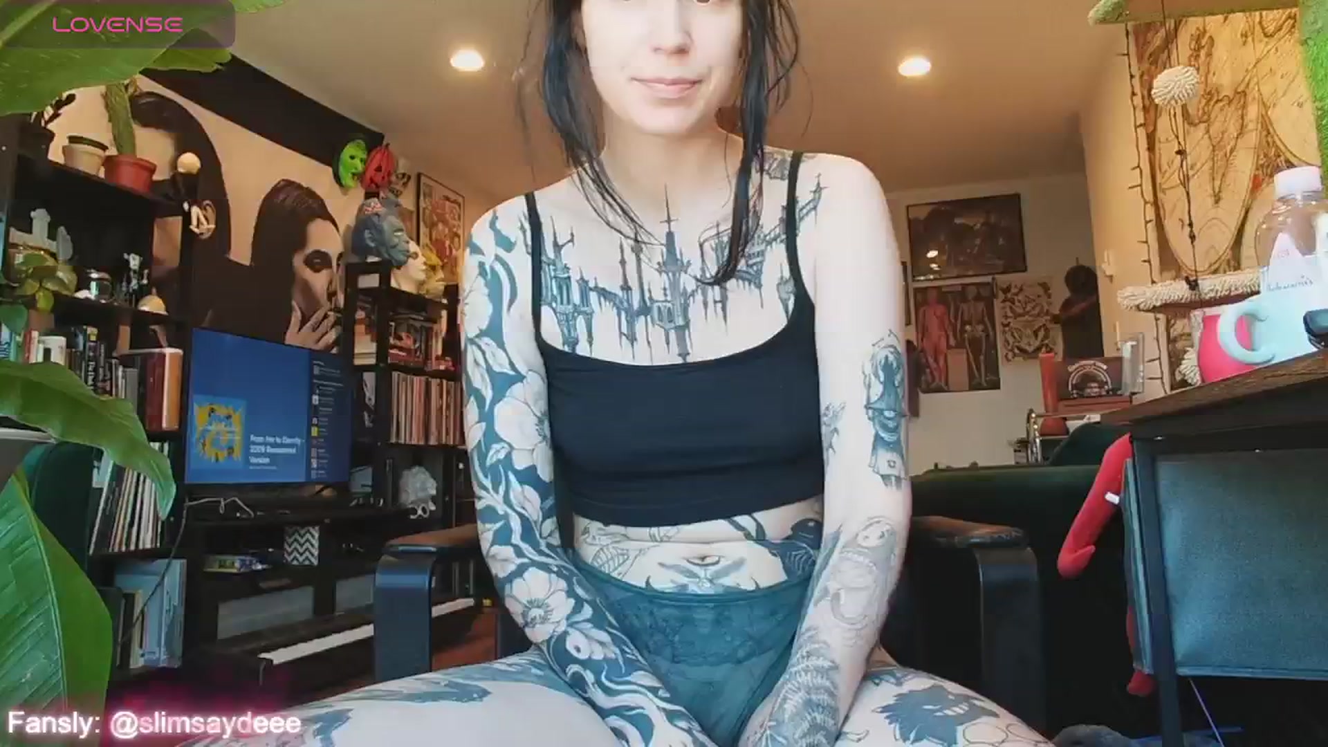 Gallery image thumbnail from slimsaydeee's myfreecams stream on, 07/14/2024, 18:56 image 2 of 20