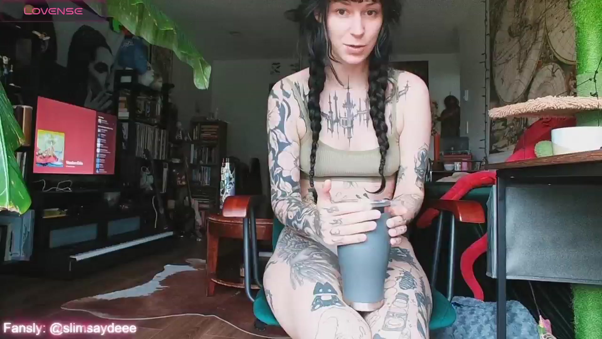 Gallery image thumbnail from slimsaydeee's myfreecams stream on, 08/23/2024, 17:39 image 4 of 20