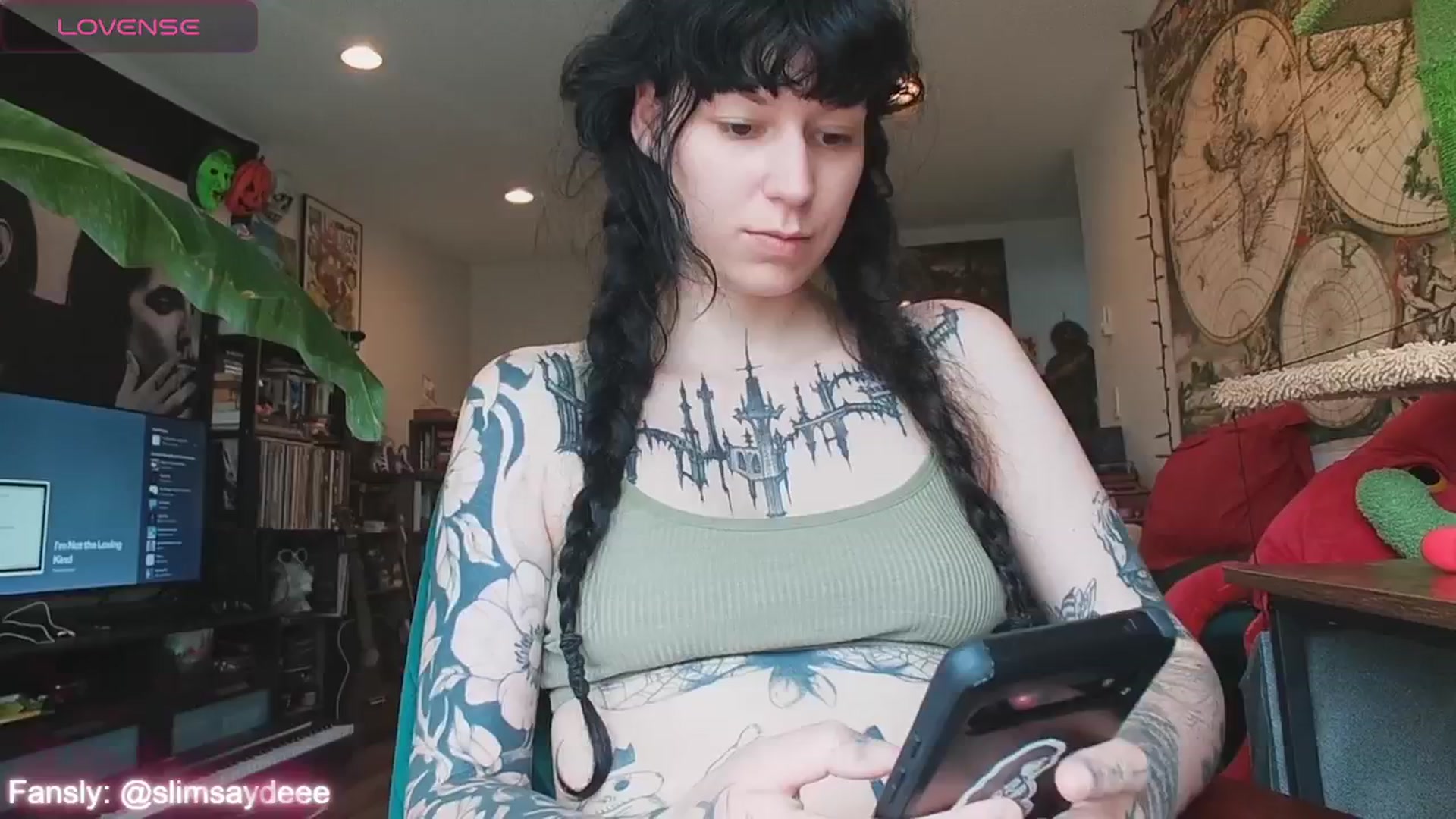 Gallery image thumbnail from slimsaydeee's myfreecams stream on, 08/25/2024, 16:23 image 1 of 20
