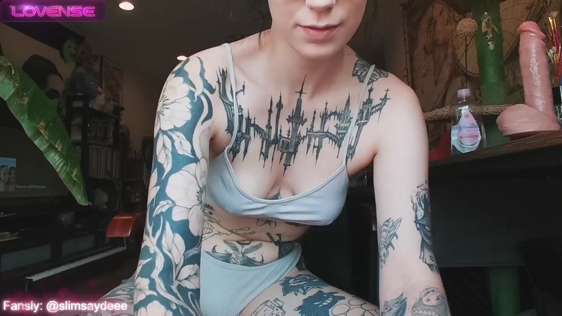 Gallery image thumbnail from slimsaydeee's myfreecams stream on, 09/08/2024, 16:16 image 5 of 20